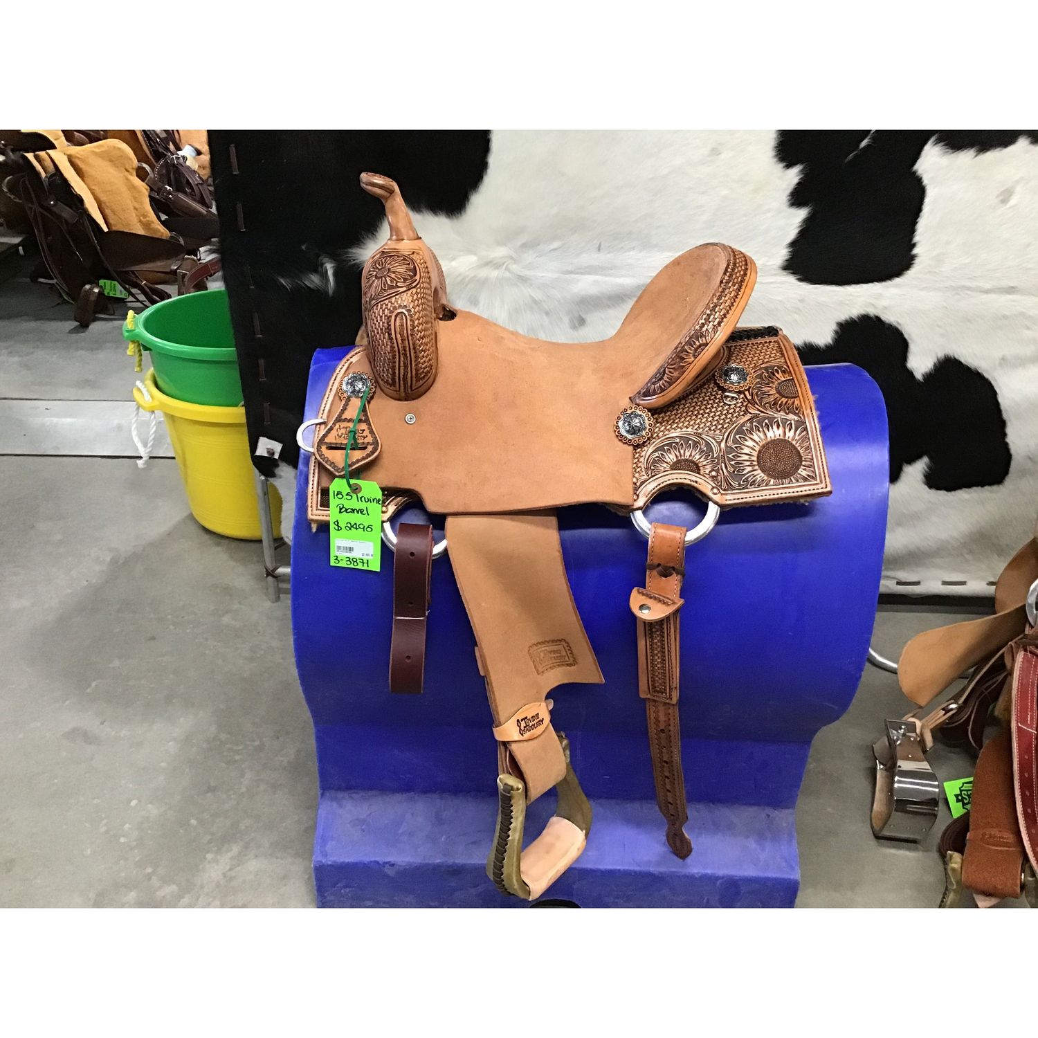 Irvine 15.5" Barrel Saddle - 3-3871