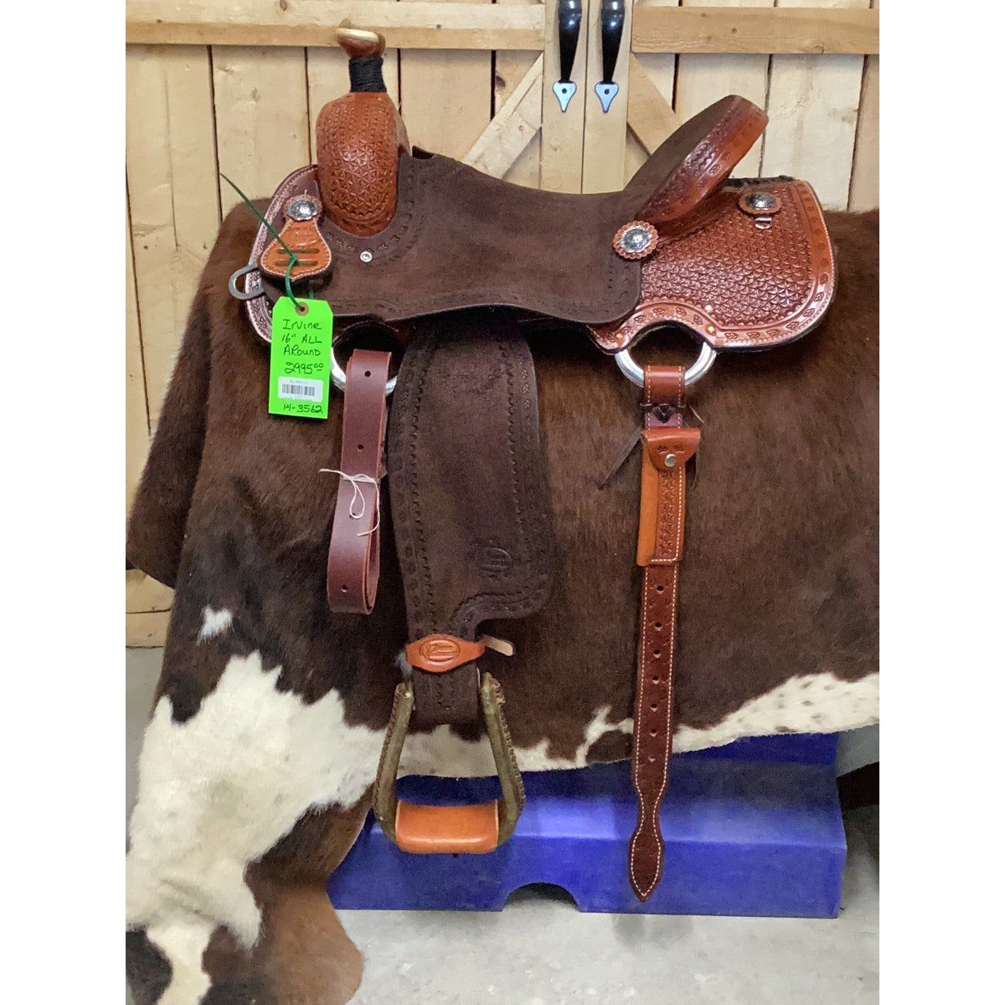 Irvine 16" All Around Saddle