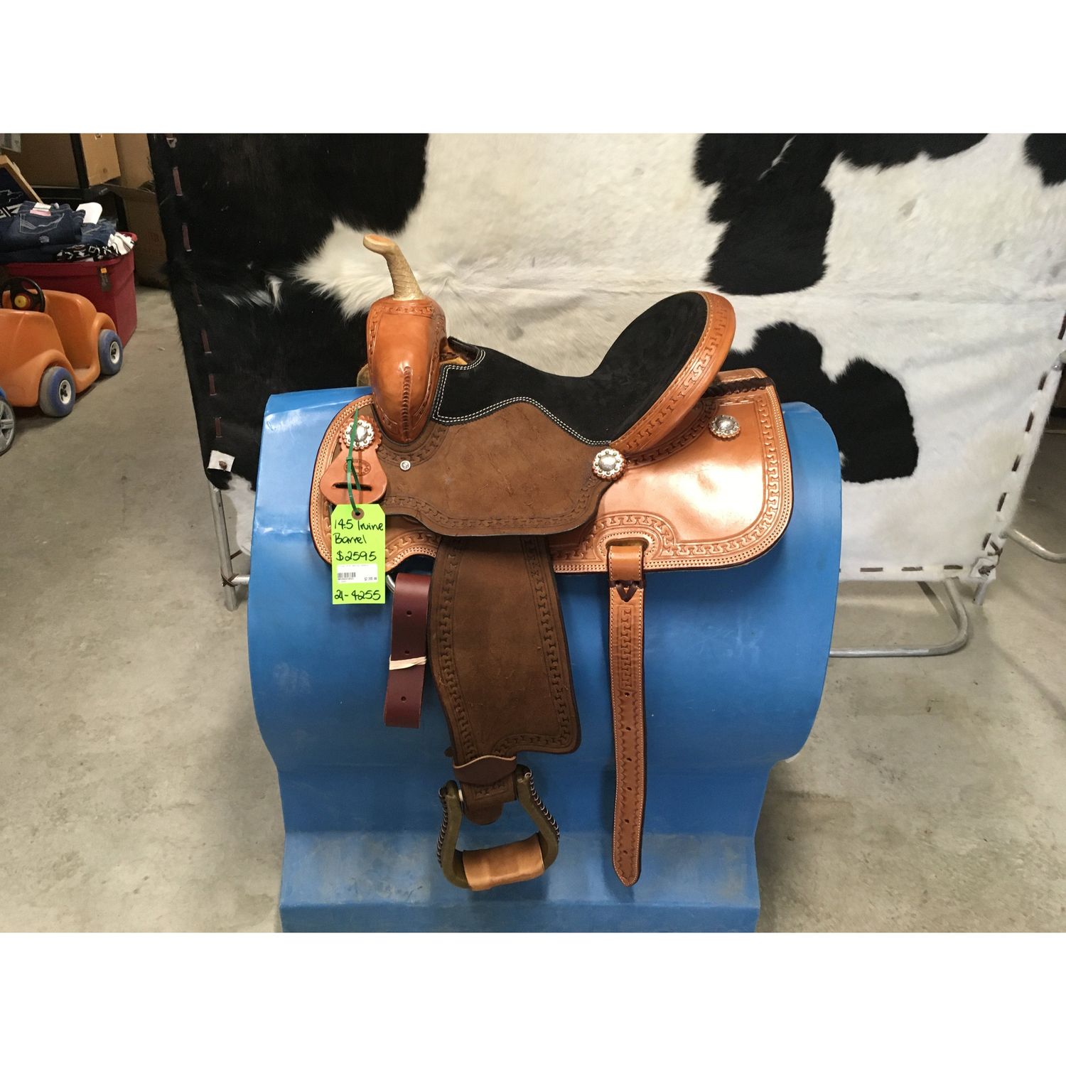 Irvine 14"Barrel Saddle