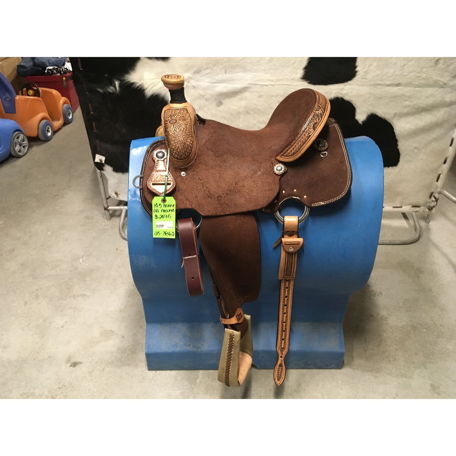 Irvine 14.5" All Around Saddle - 25-3862