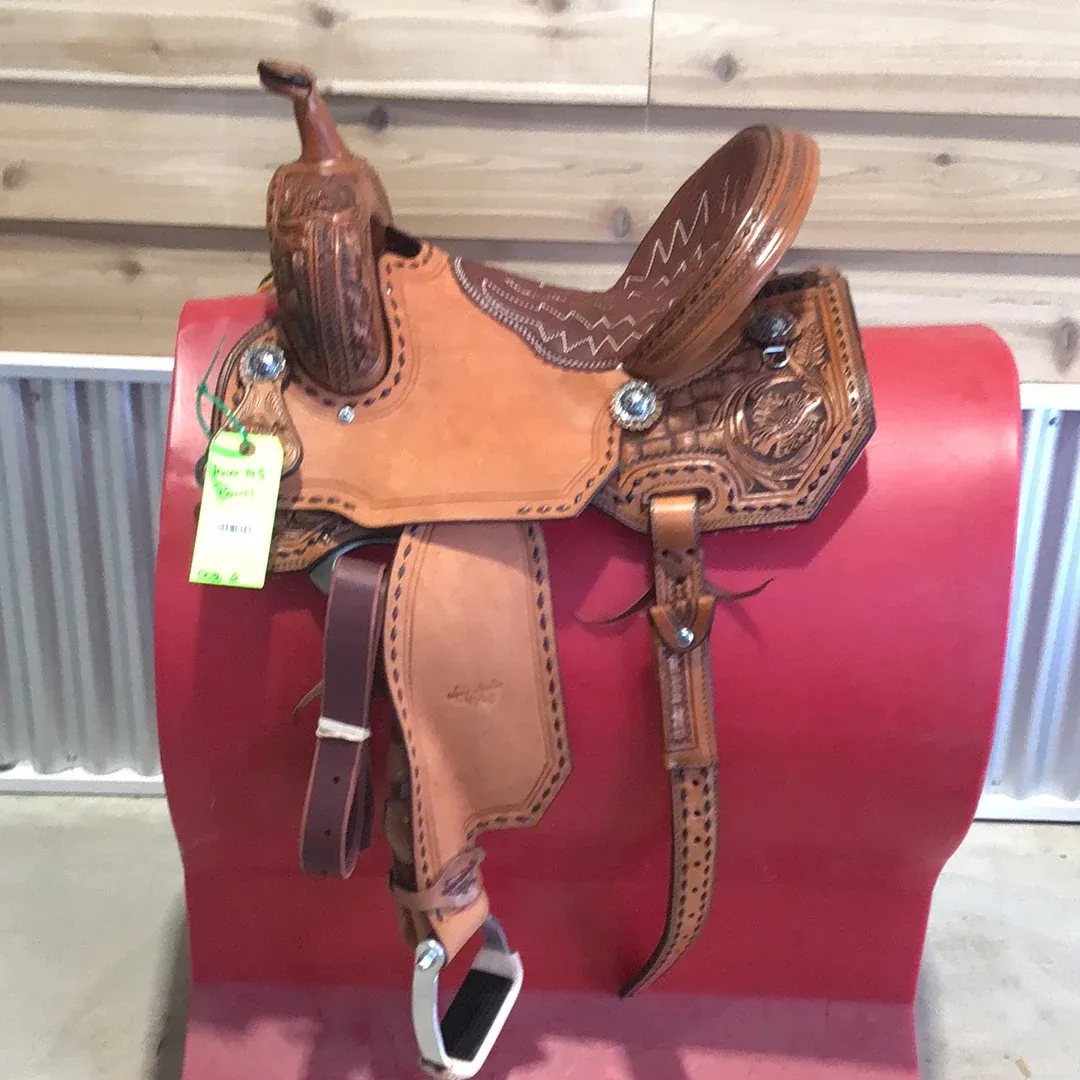 Irvine 14.5" Barrel Saddle-2