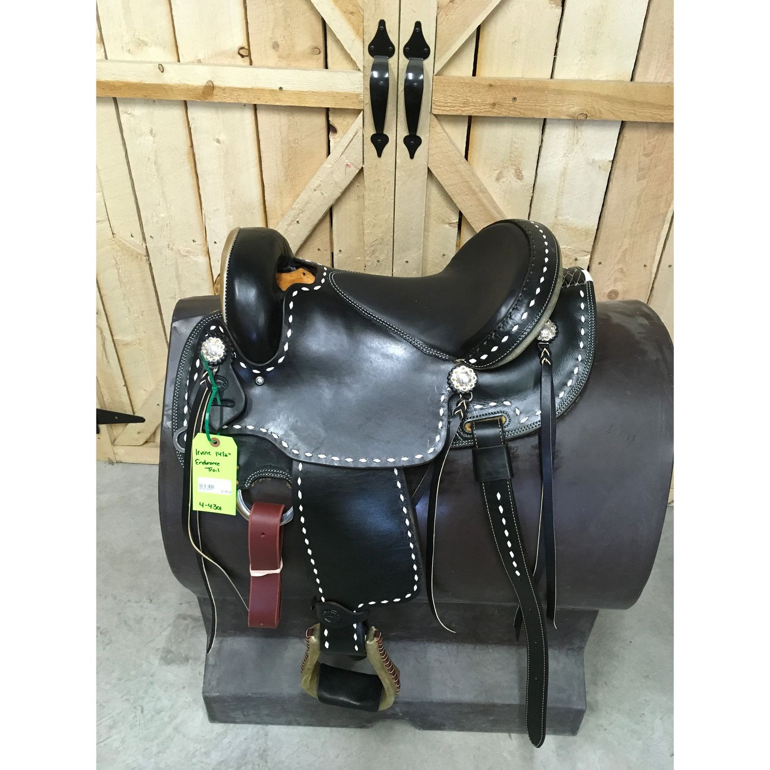 Irvine 14.5" Endurance Trail Saddle - 4-4301