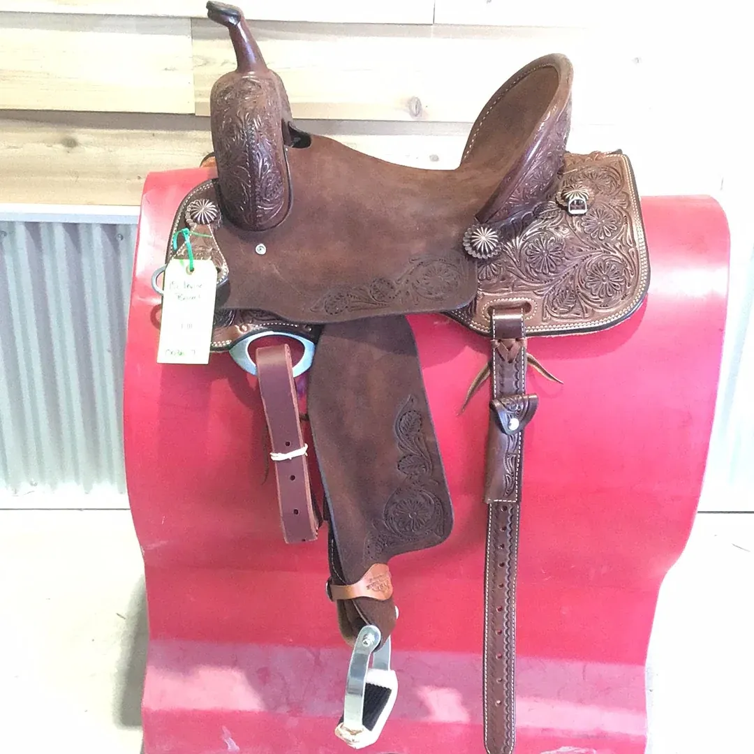 Irvine 15" Barrel Saddle-1