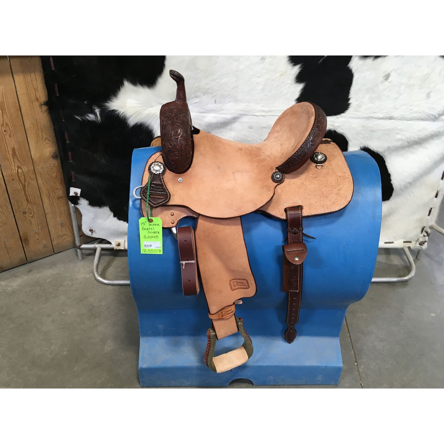 Irvine 15" Barrel Saddle-44