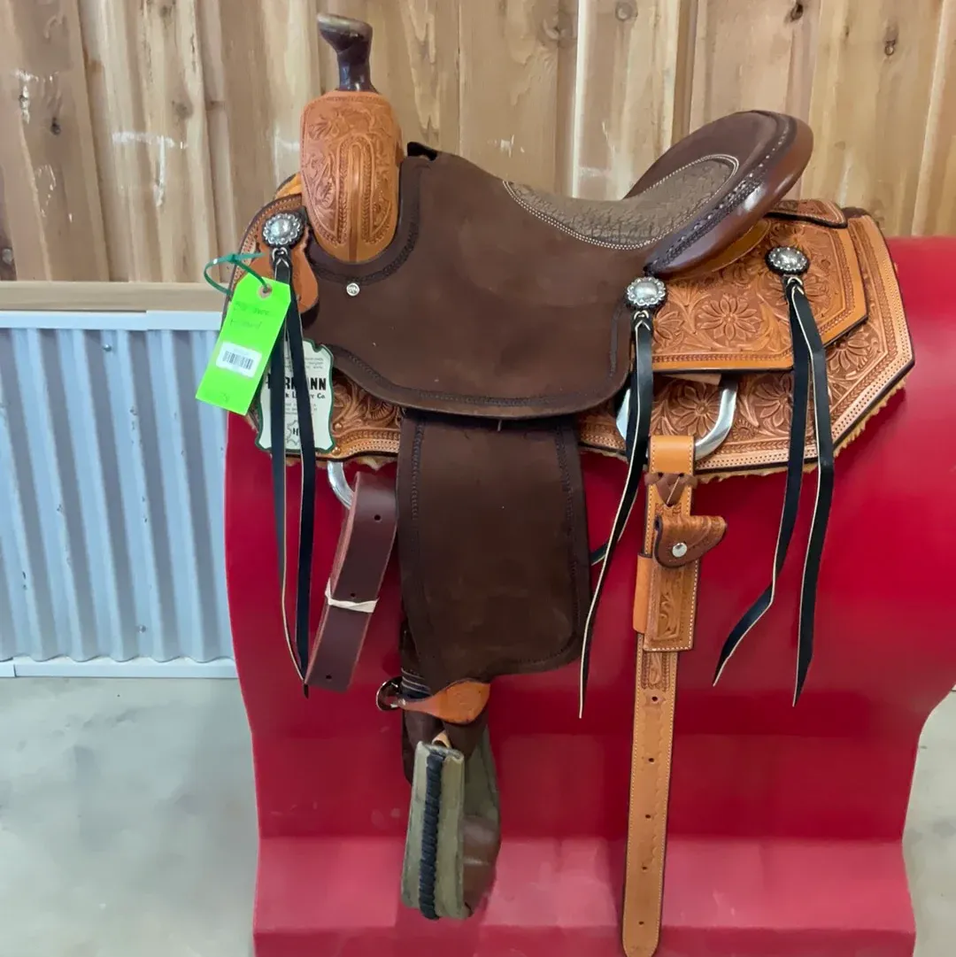 Irvine 15.5" All Around Saddle-2