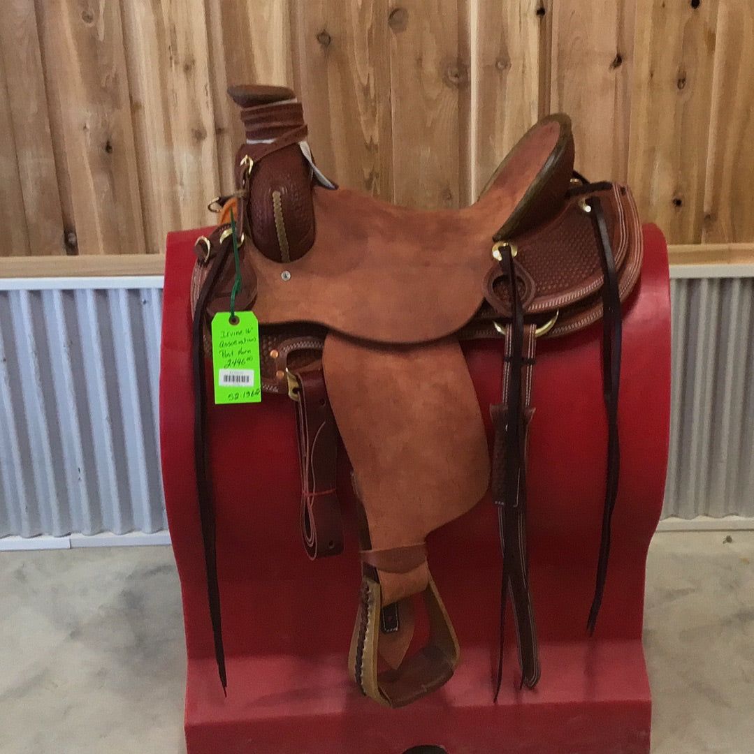 Irvine 16" Association Saddle - Post Horn-1