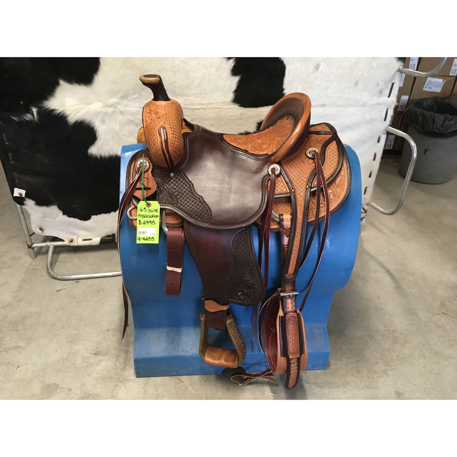Irvine 16" Association Saddle - 9-4255