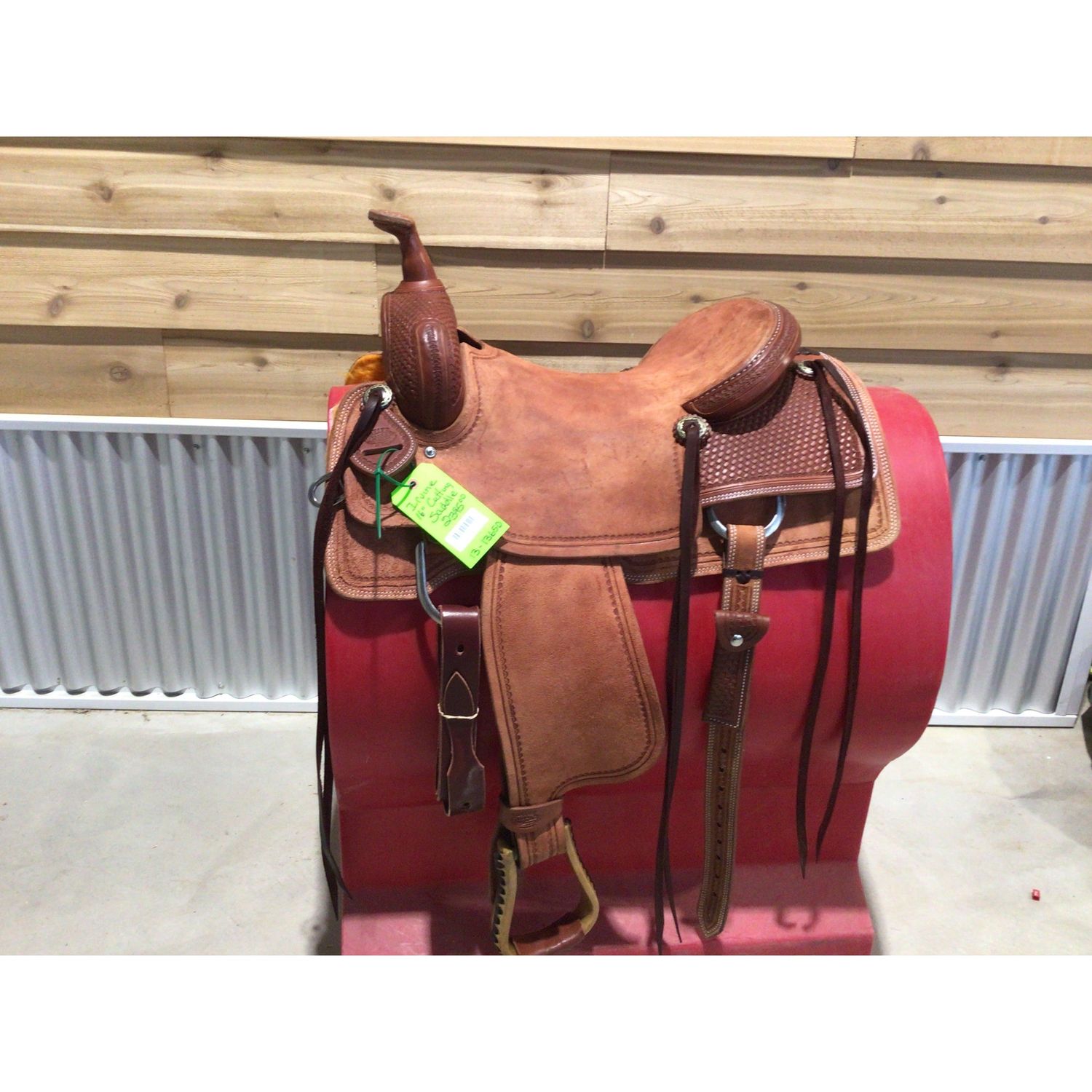 Irvine 16" Cutting Saddle