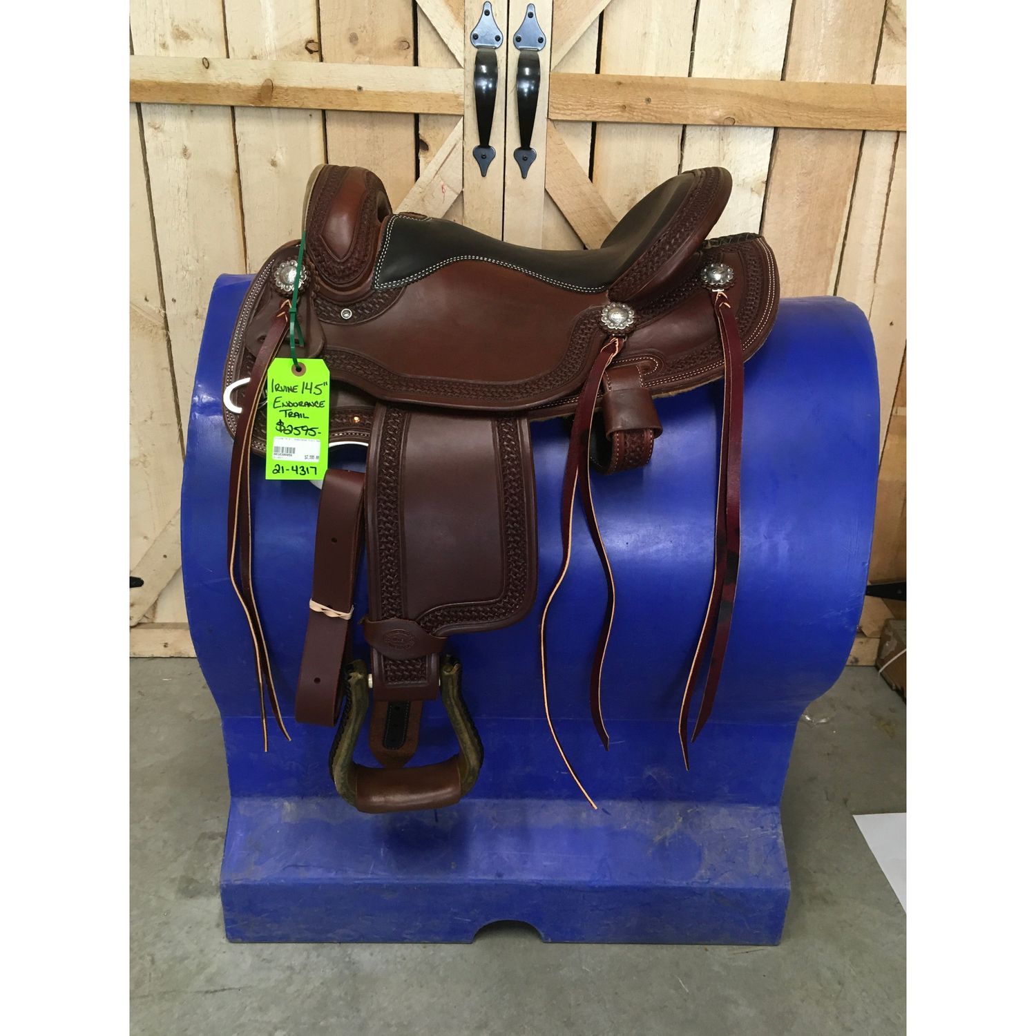 Irvine 14.5" Endurance Trail Saddle - 21-4317
