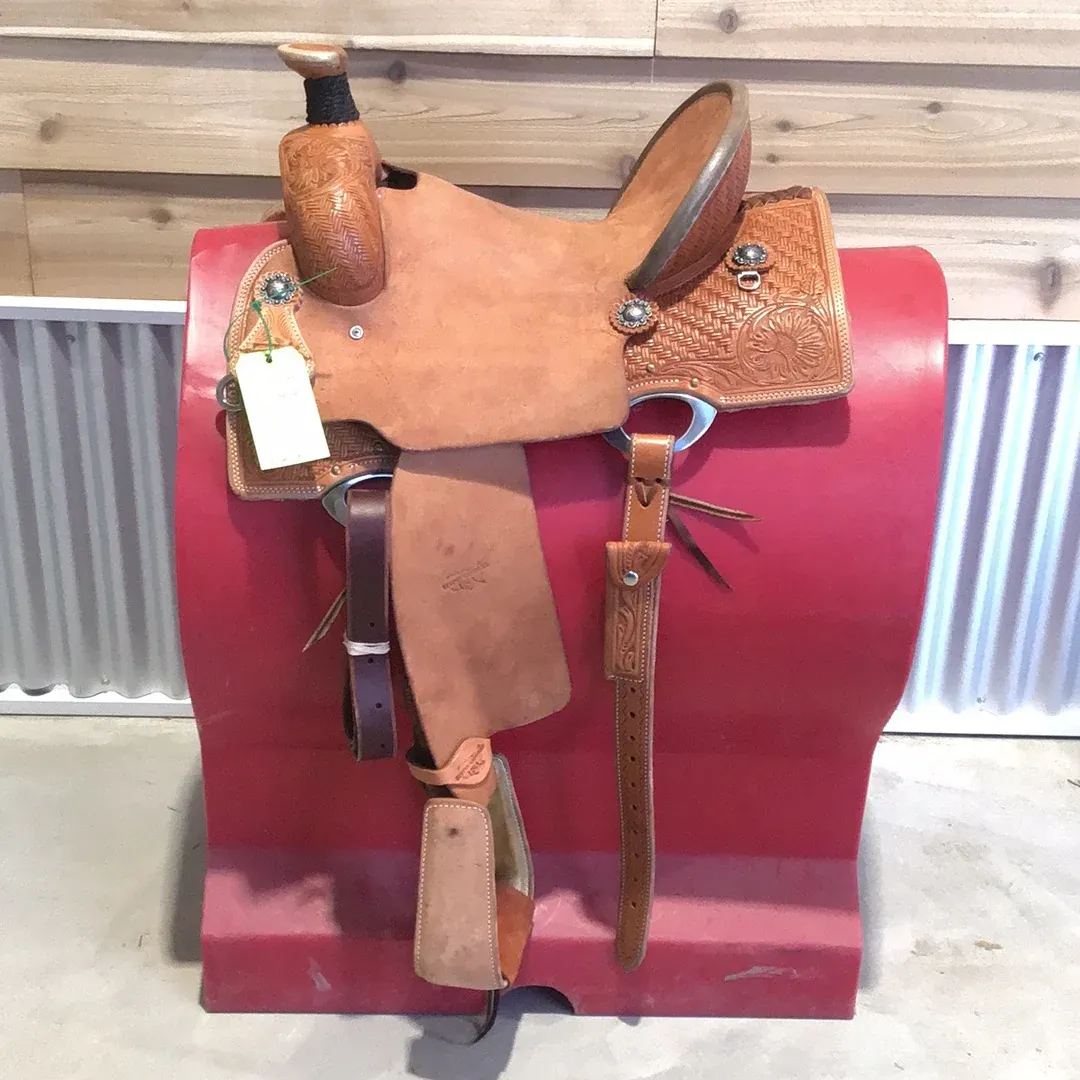 Irvine 15" All Around Saddle-7