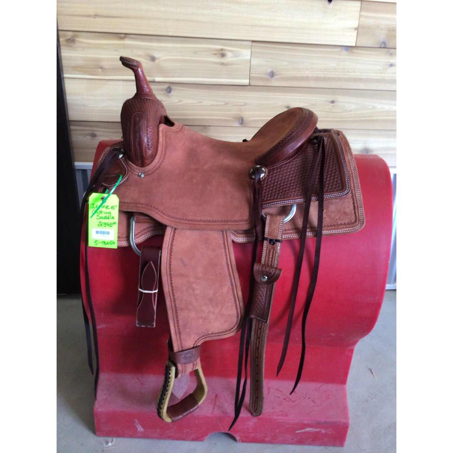 Irvine 15" Cutting Saddle-1