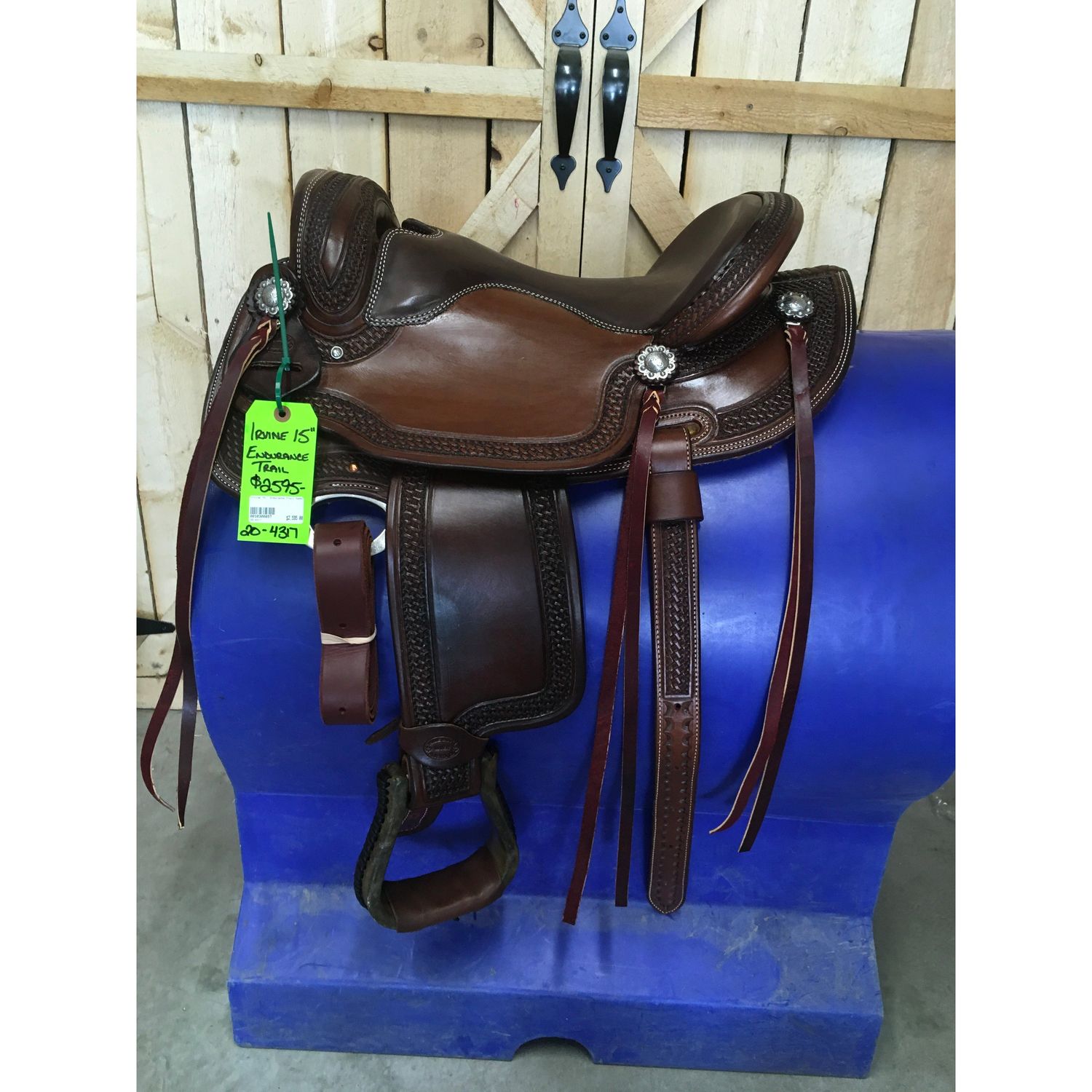 Irvine 15" Endurance Trail Saddle - 20-4317