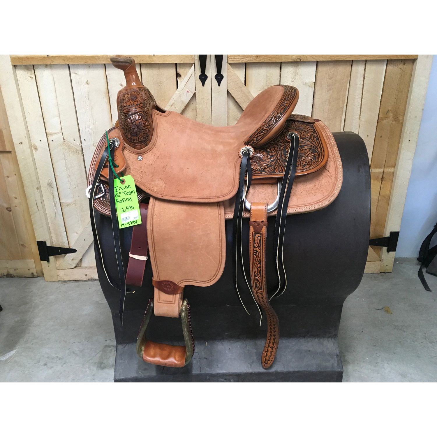 Irvine 15" Team Roping Saddle - 19-4298