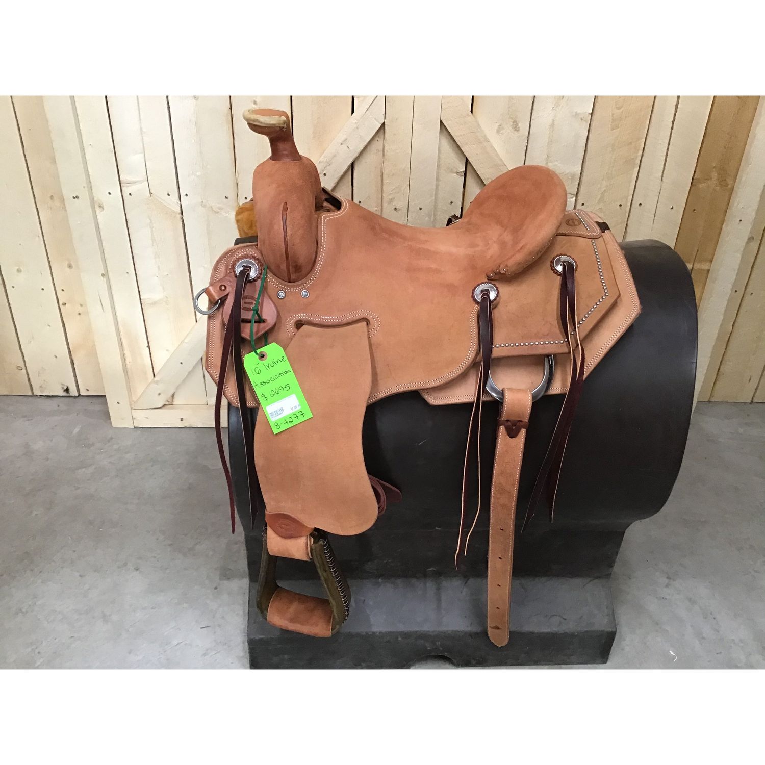 Irvine 16" Association Saddle - 8-4277