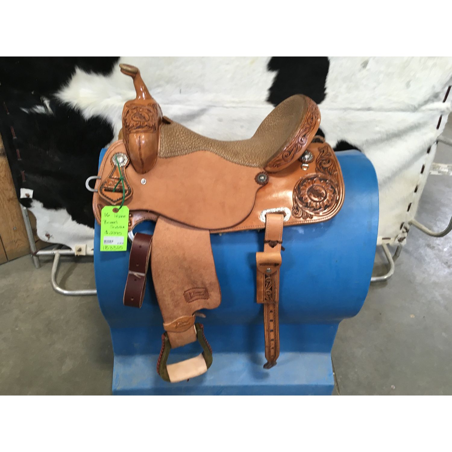Irvine 16" Barrel Saddle-5