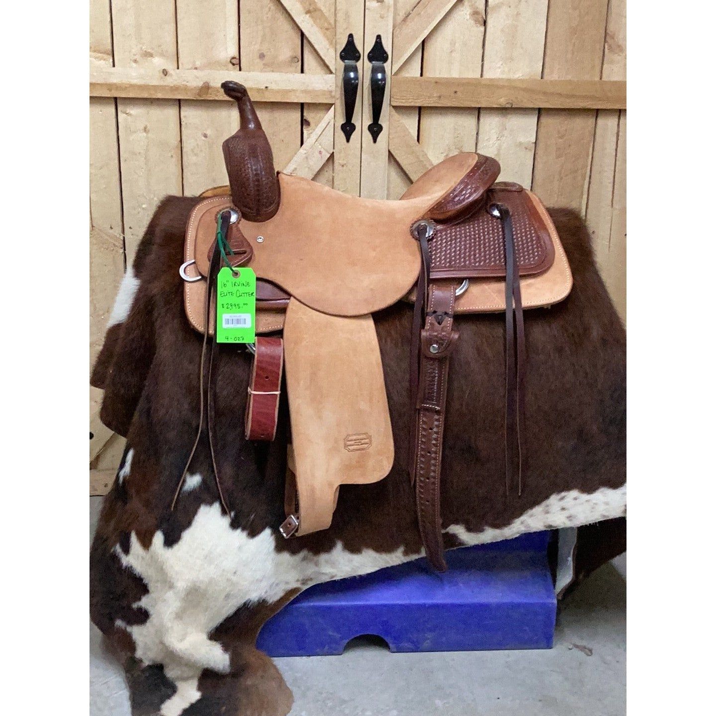 Irvine 16" Elite Cutting Saddle