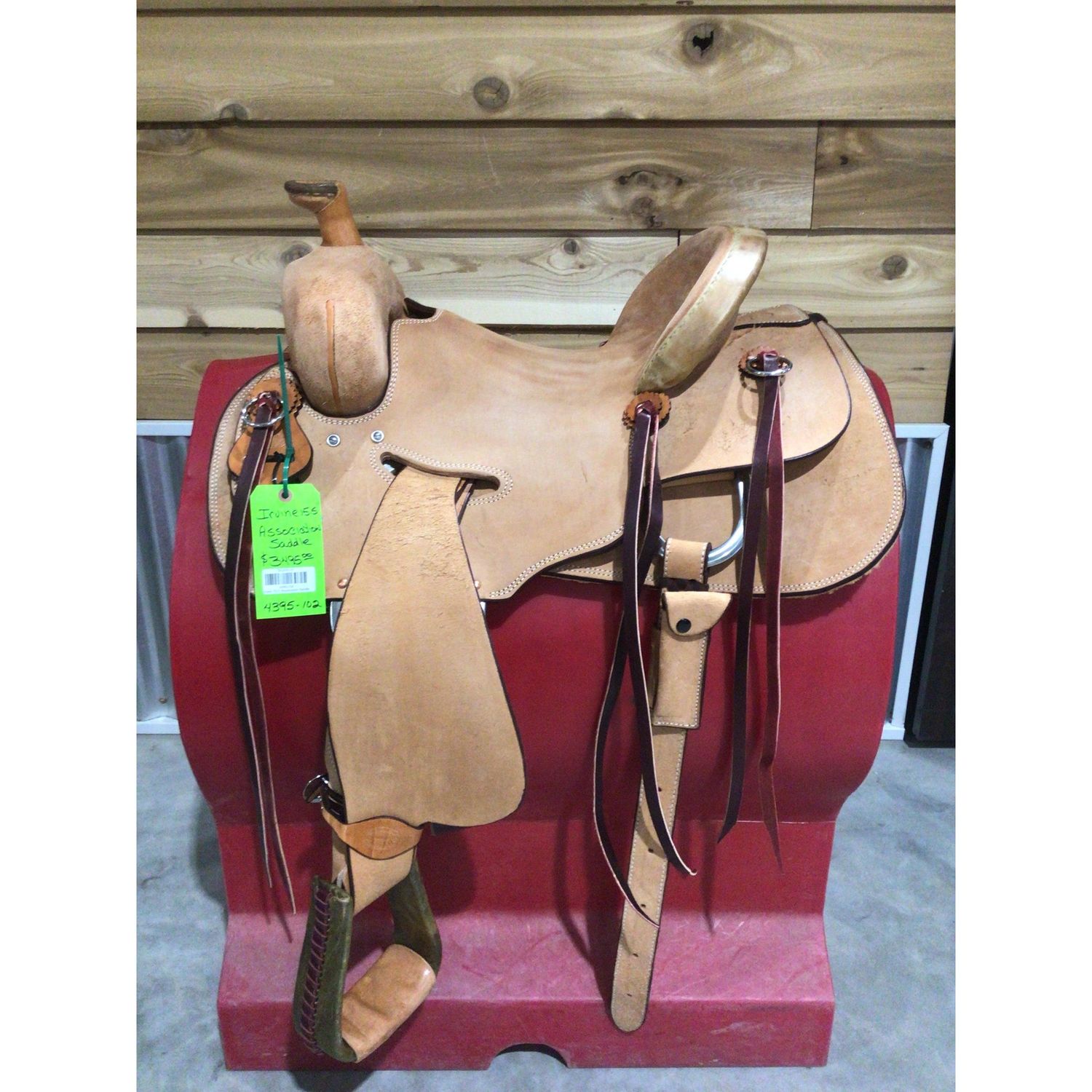 Irvine 15.5" Association Saddle-2
