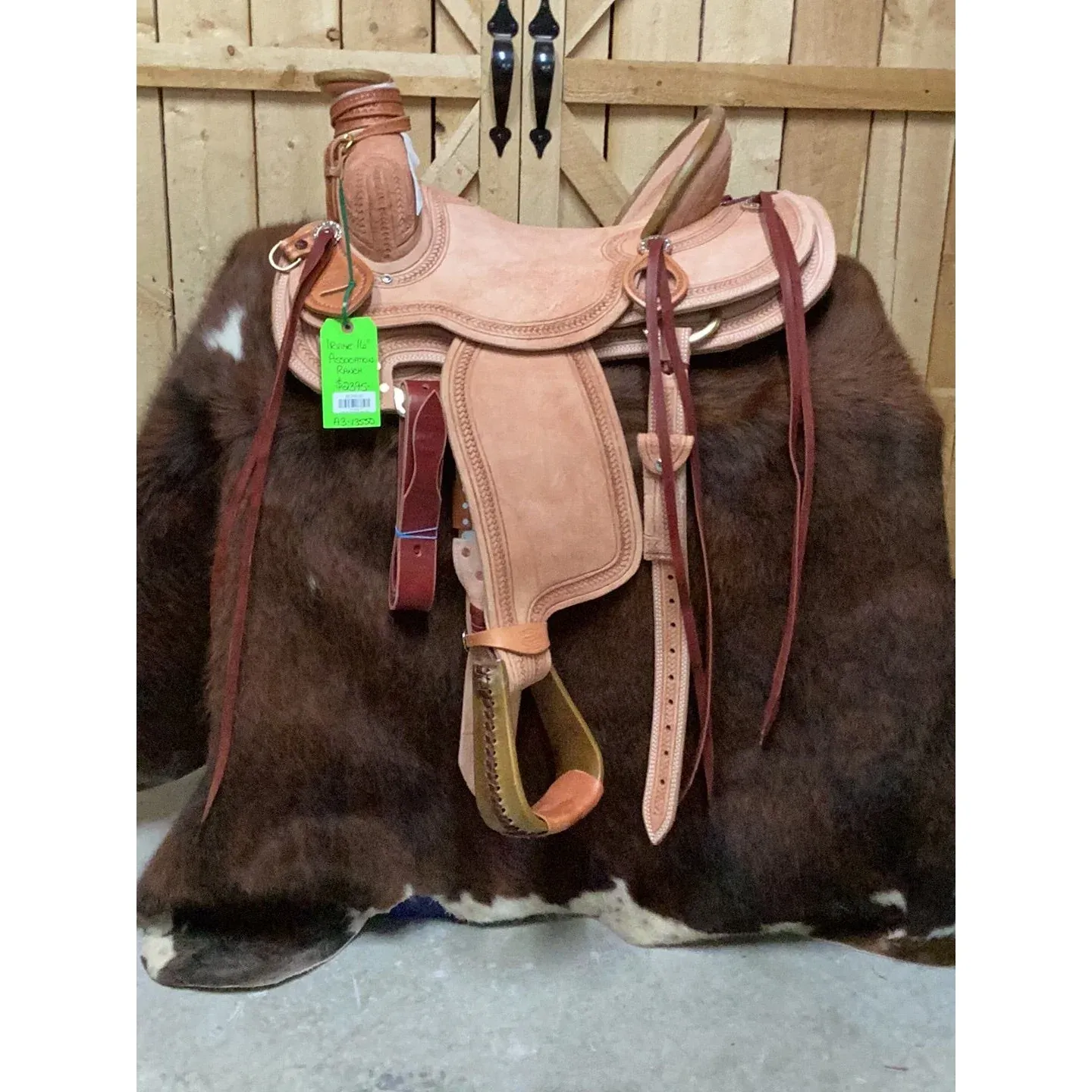Irvine 16" Post Horn Association Saddle