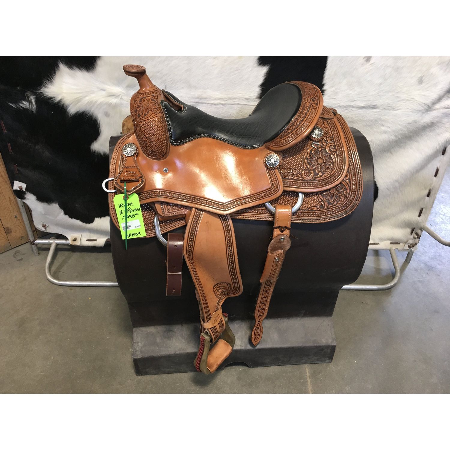 Irvine 16" Reiner-1