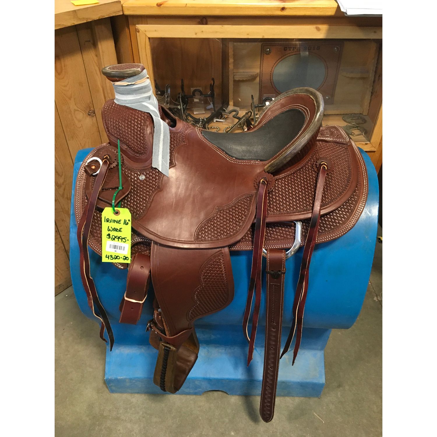 Irvine 16" Wade Saddle-20