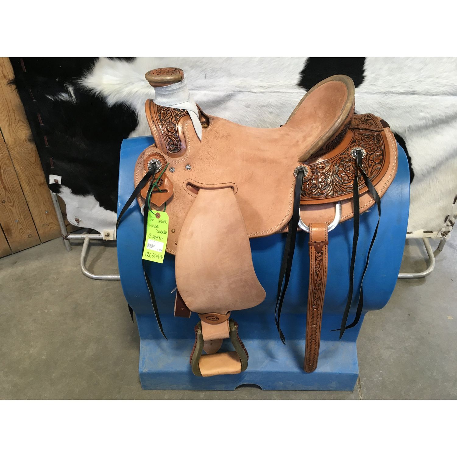 Irvine 16" Wade Saddle-47