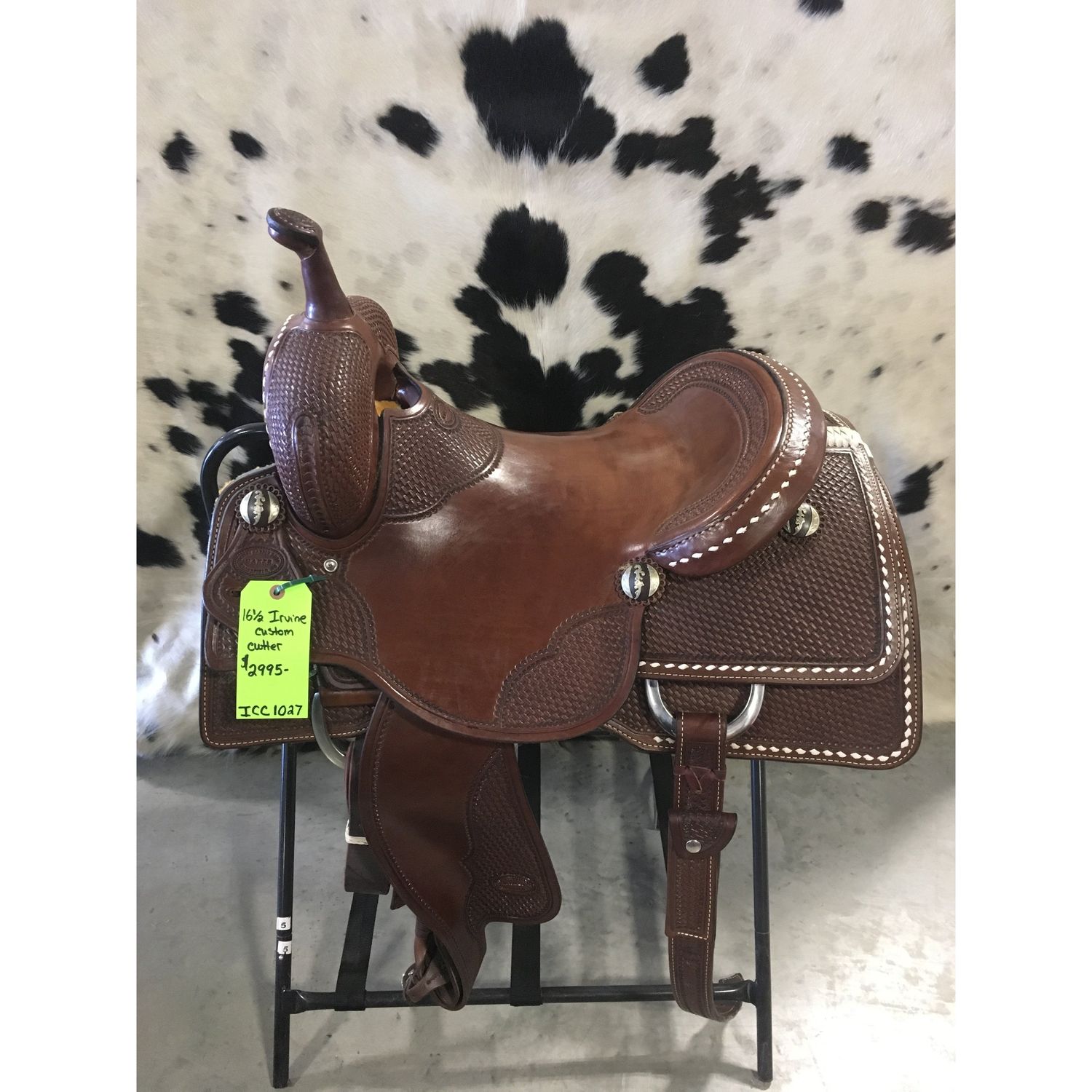 Irvine 16.5" Custom Cutting Saddle-2
