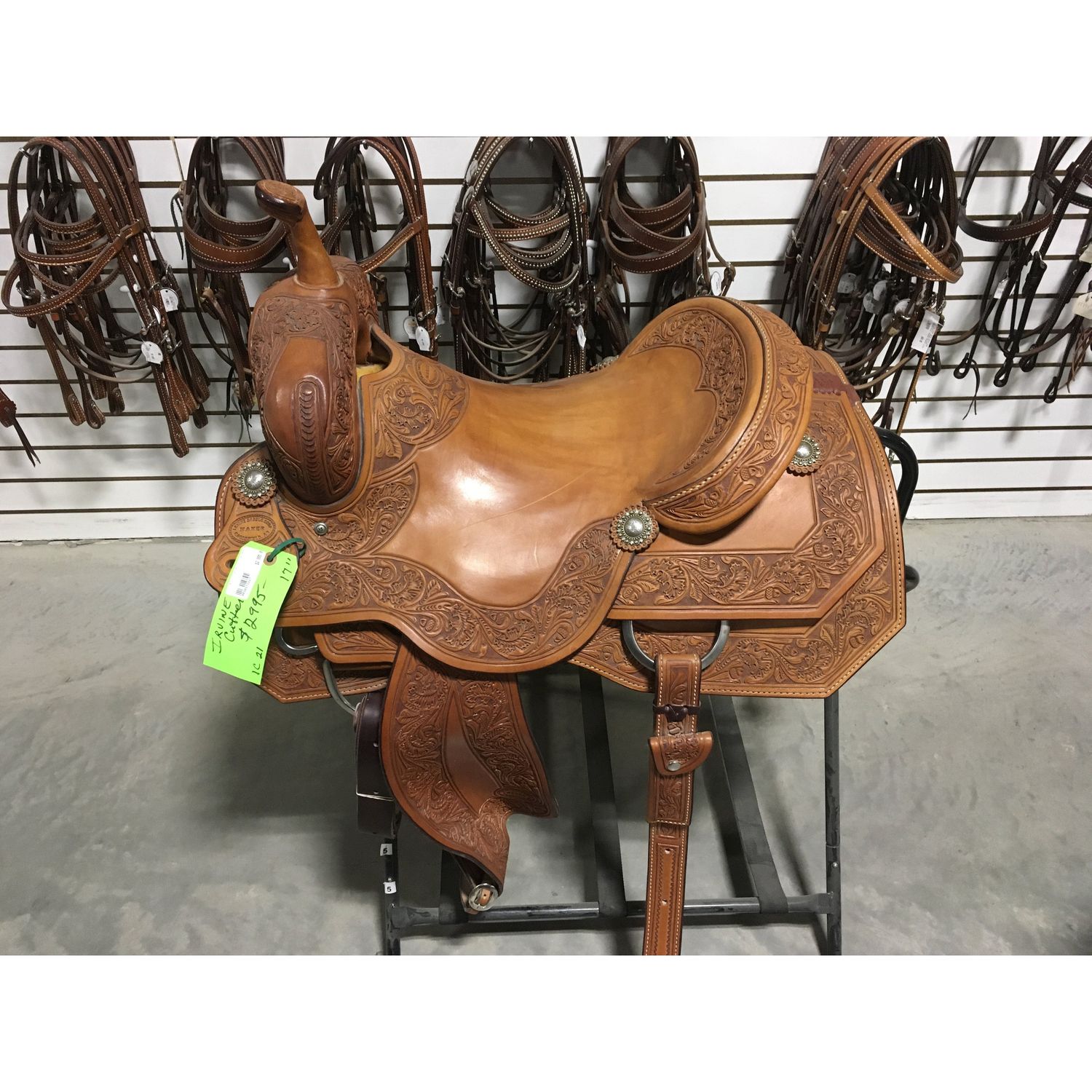 Irvine 17" Custom Cutting Saddle-1