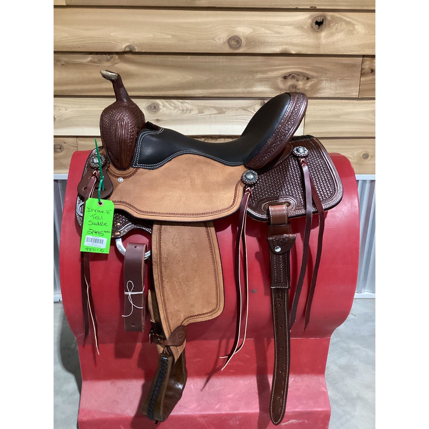 Irvine 16" Trail Saddle-1