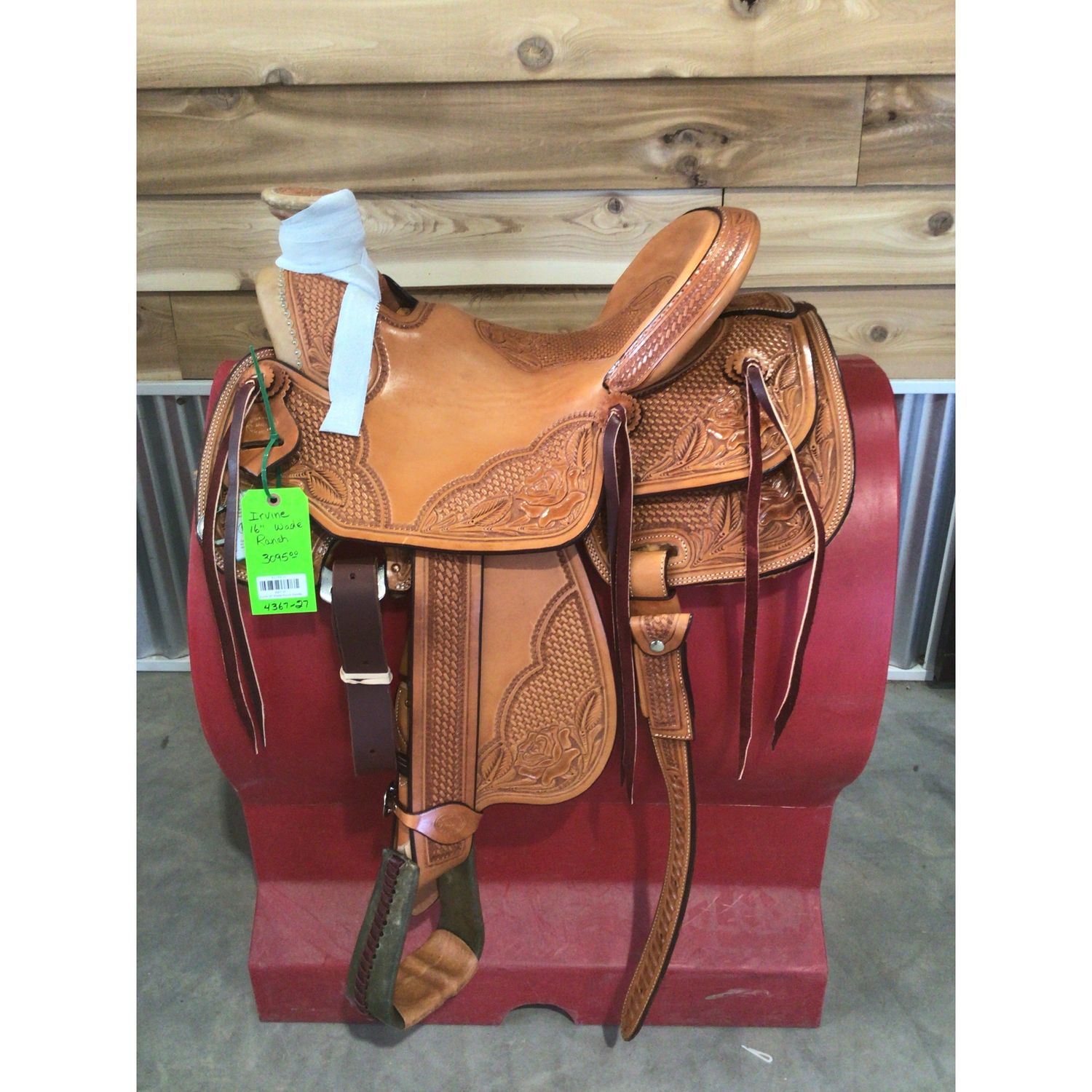 Irvine 16" Wade Ranch Saddle-1