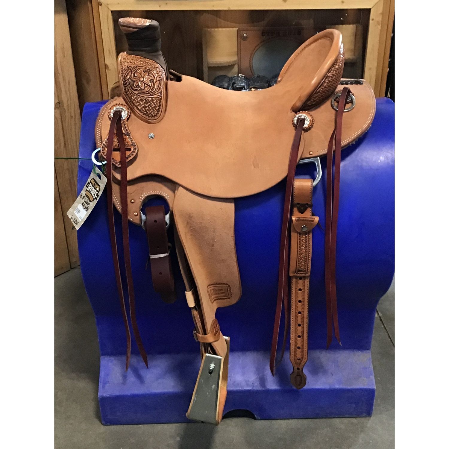 Irvine 16.5" Wade Saddle - 6-3854