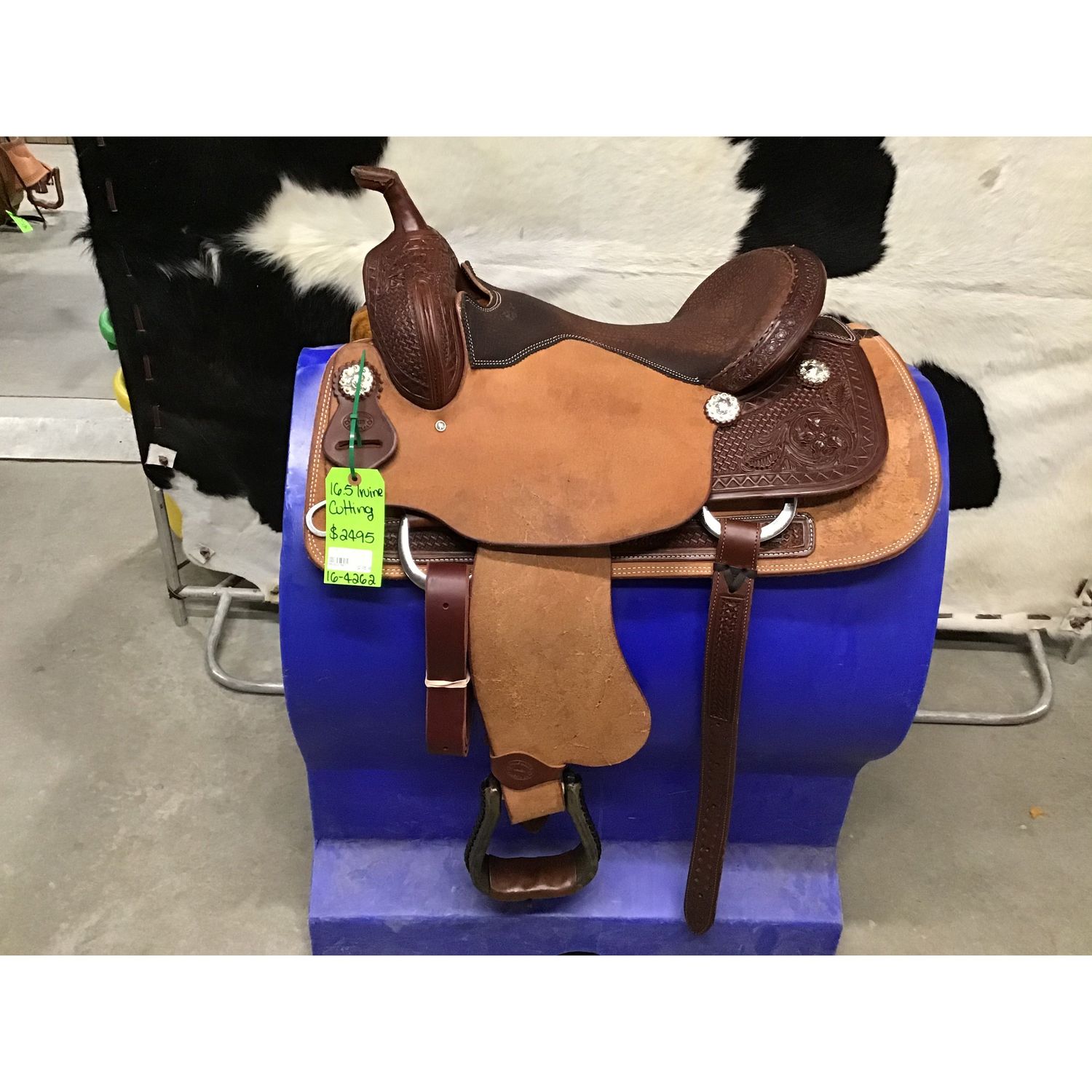 Irvine 16" Cutting Saddle - 16-4262