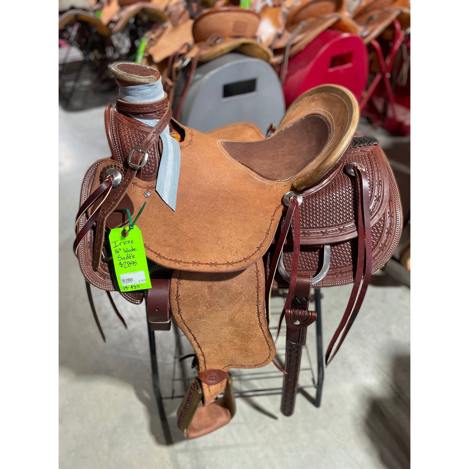 Irvine 16" Wade Saddle - 19-4311
