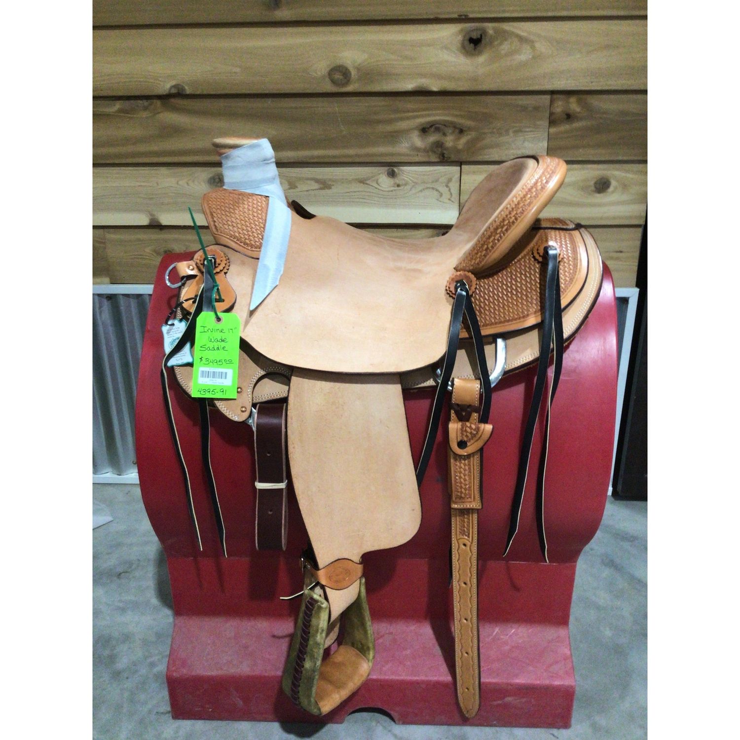 Irvine 17" Wade Saddle-2