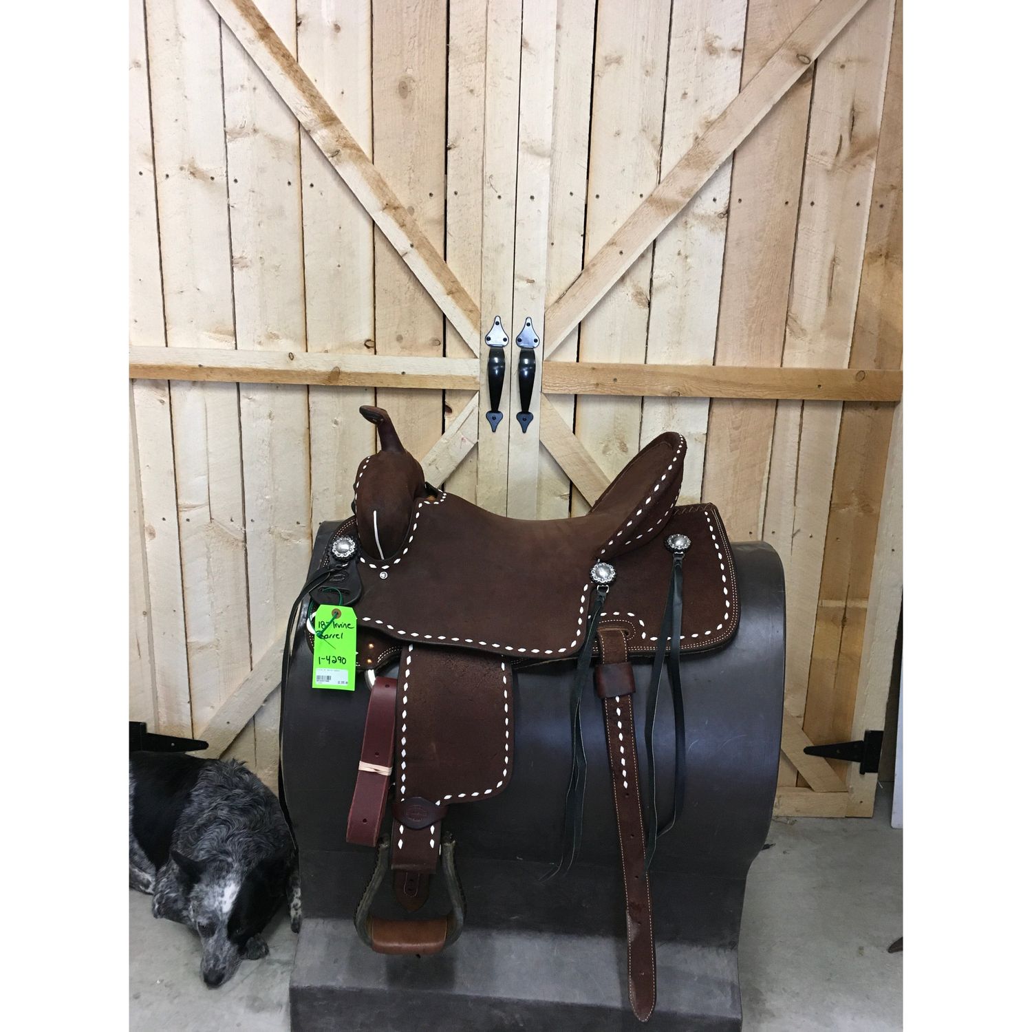Irvine 18" Barrel Saddle - 1-4290