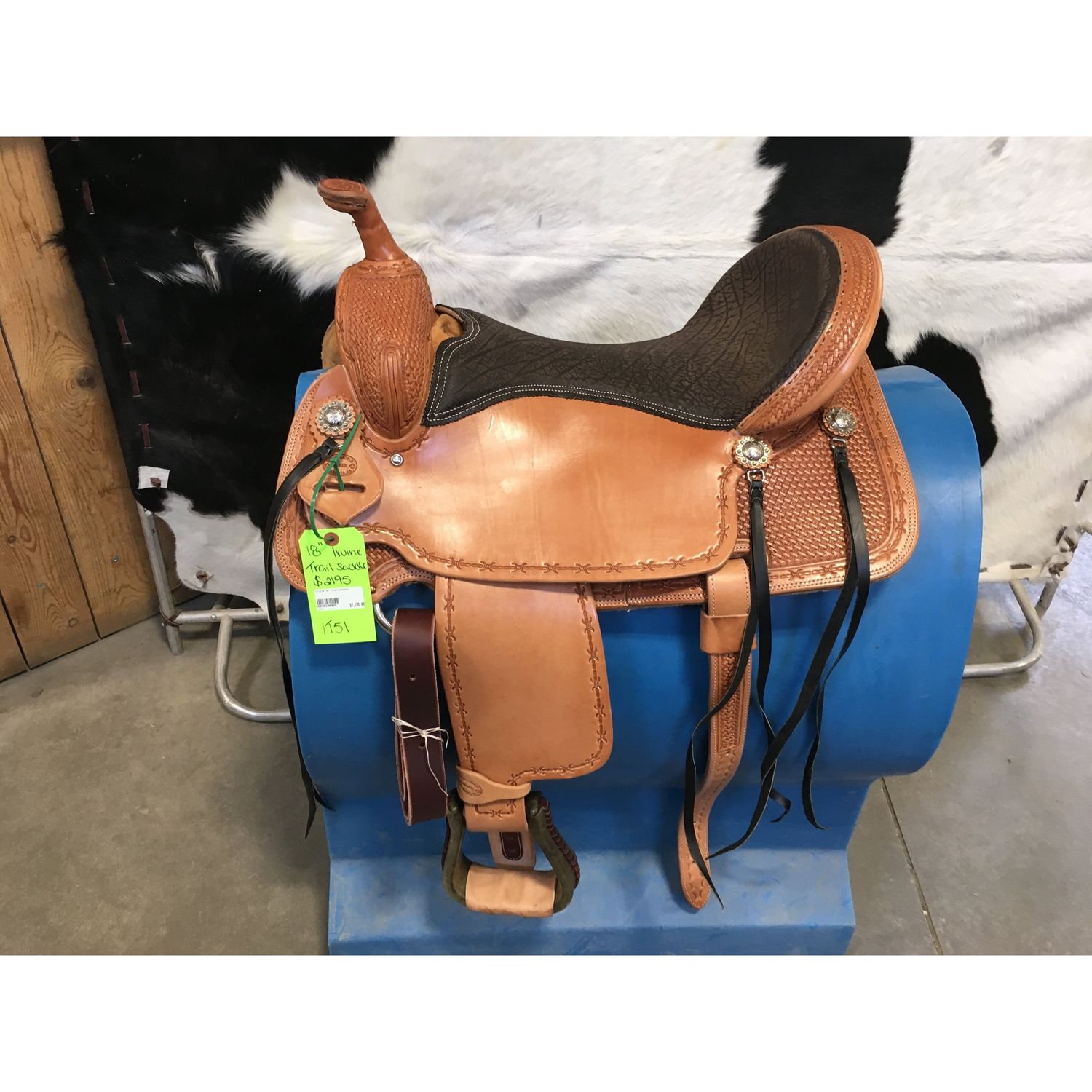 Irvine 18" Trail Saddle-1