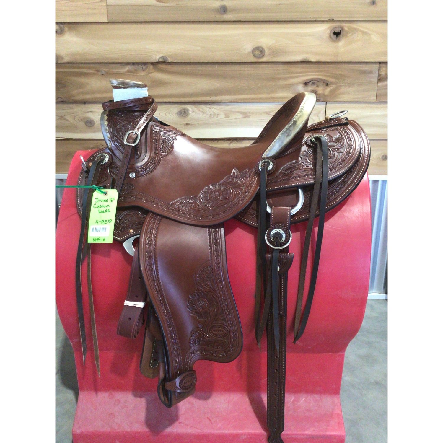 Irvine Custom 16" Wade Saddle-1