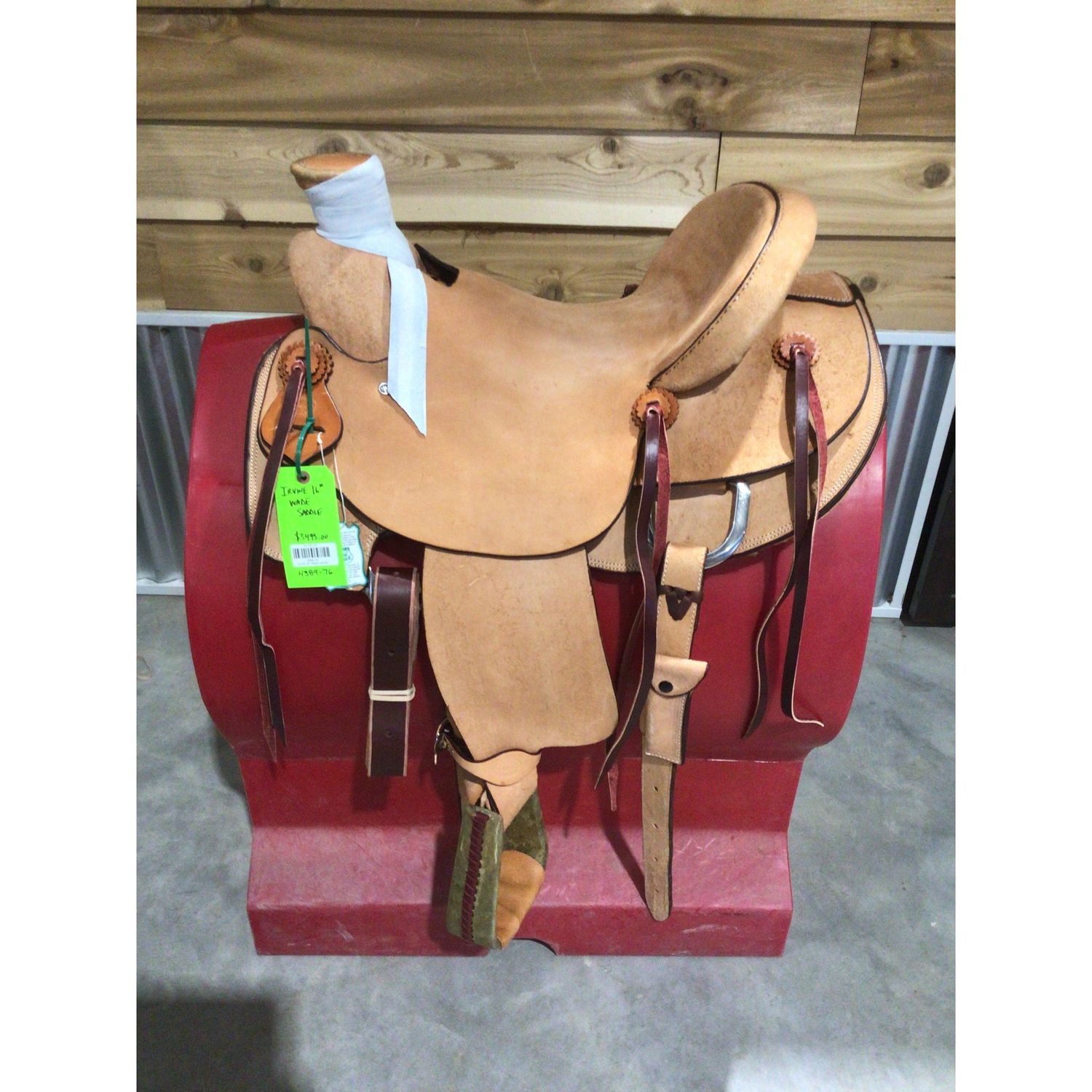 Irvine 16" Wade Saddle-5