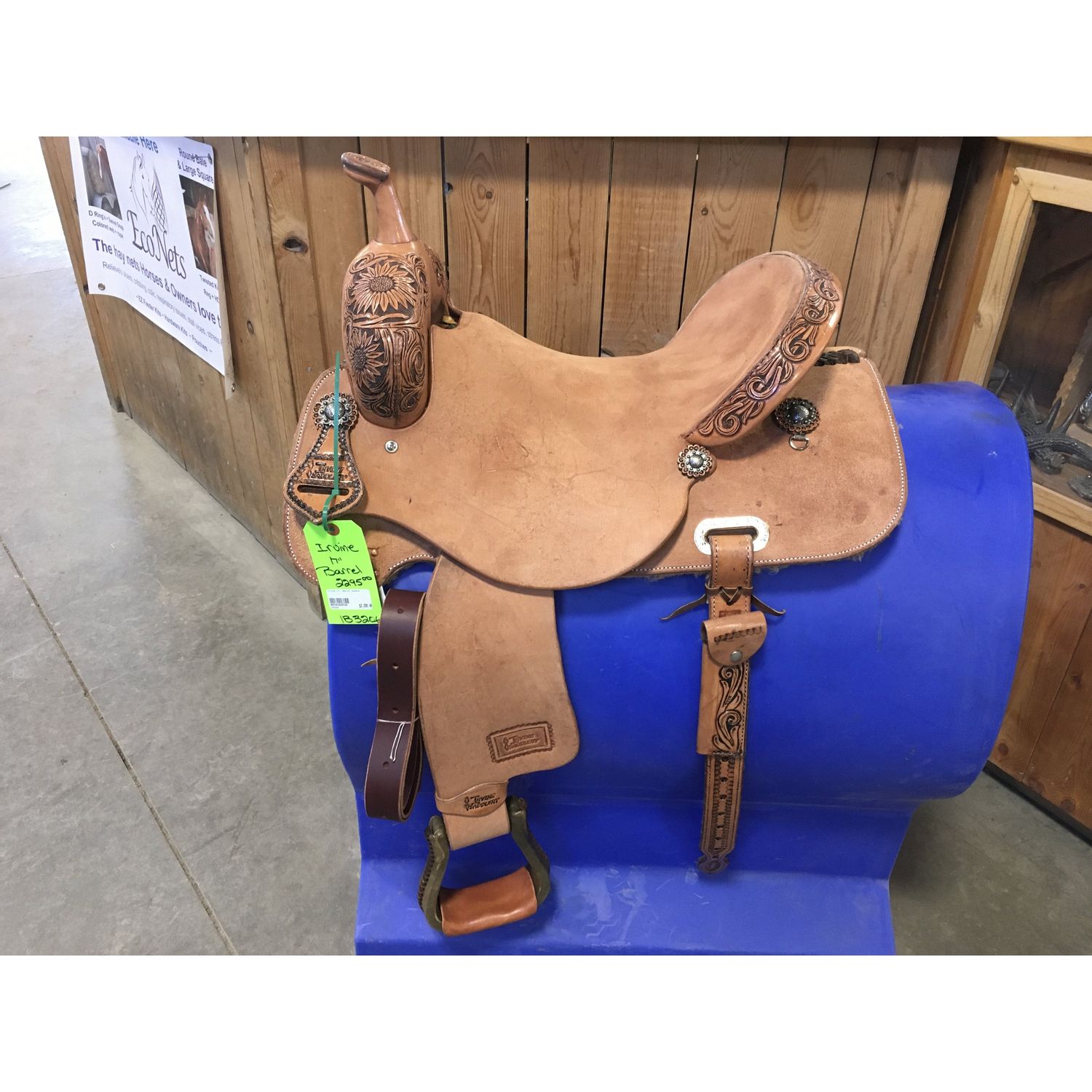 Irvine 17" Barrel Saddle-5
