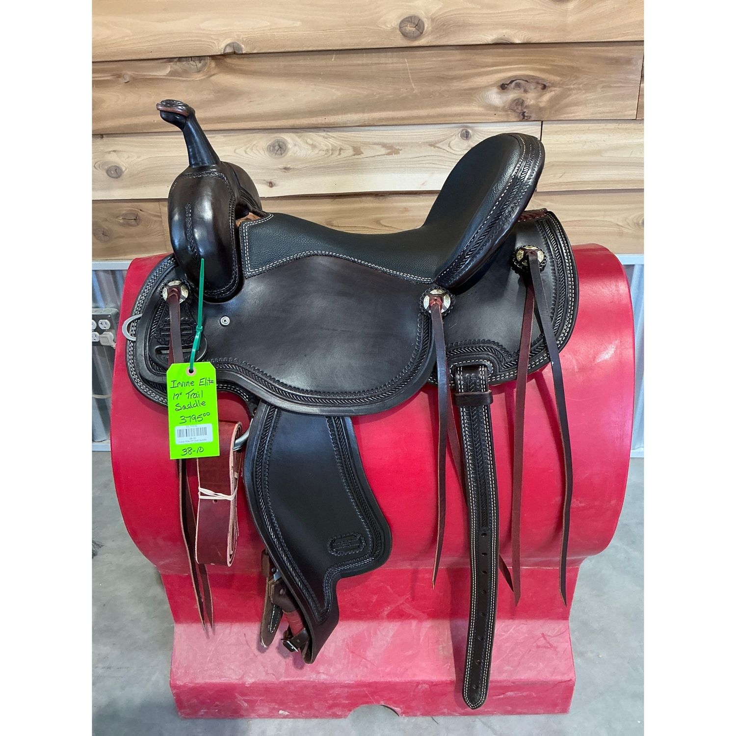 Irvine Elite 17" Trail Saddle-1