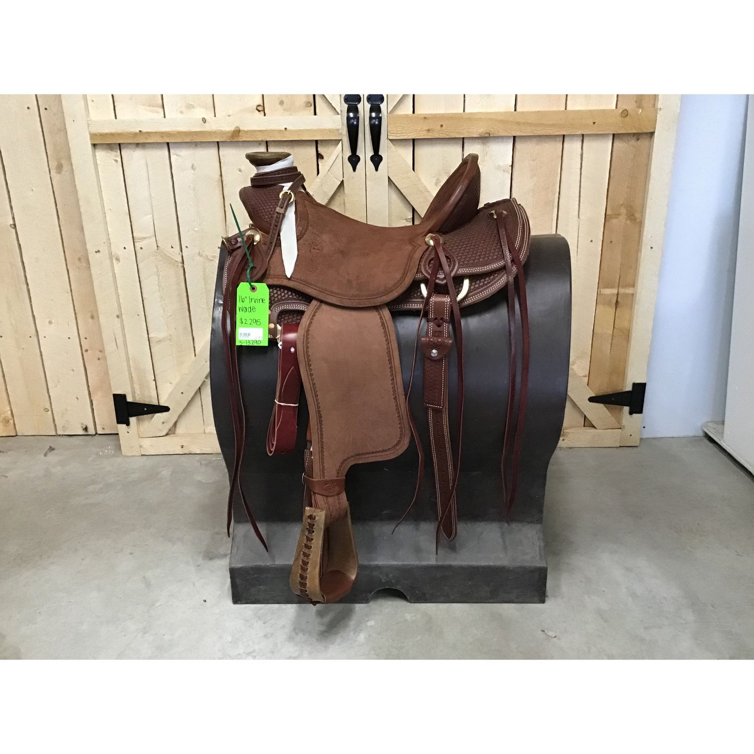 Irvine 16" Wade Saddle - 5-13290