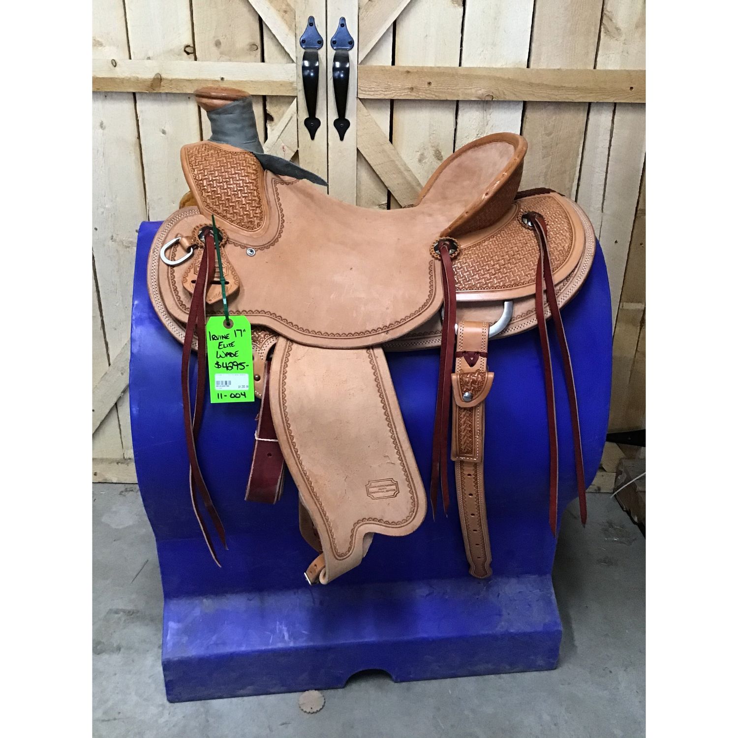 Irvine 17" Elite Wade Saddle
