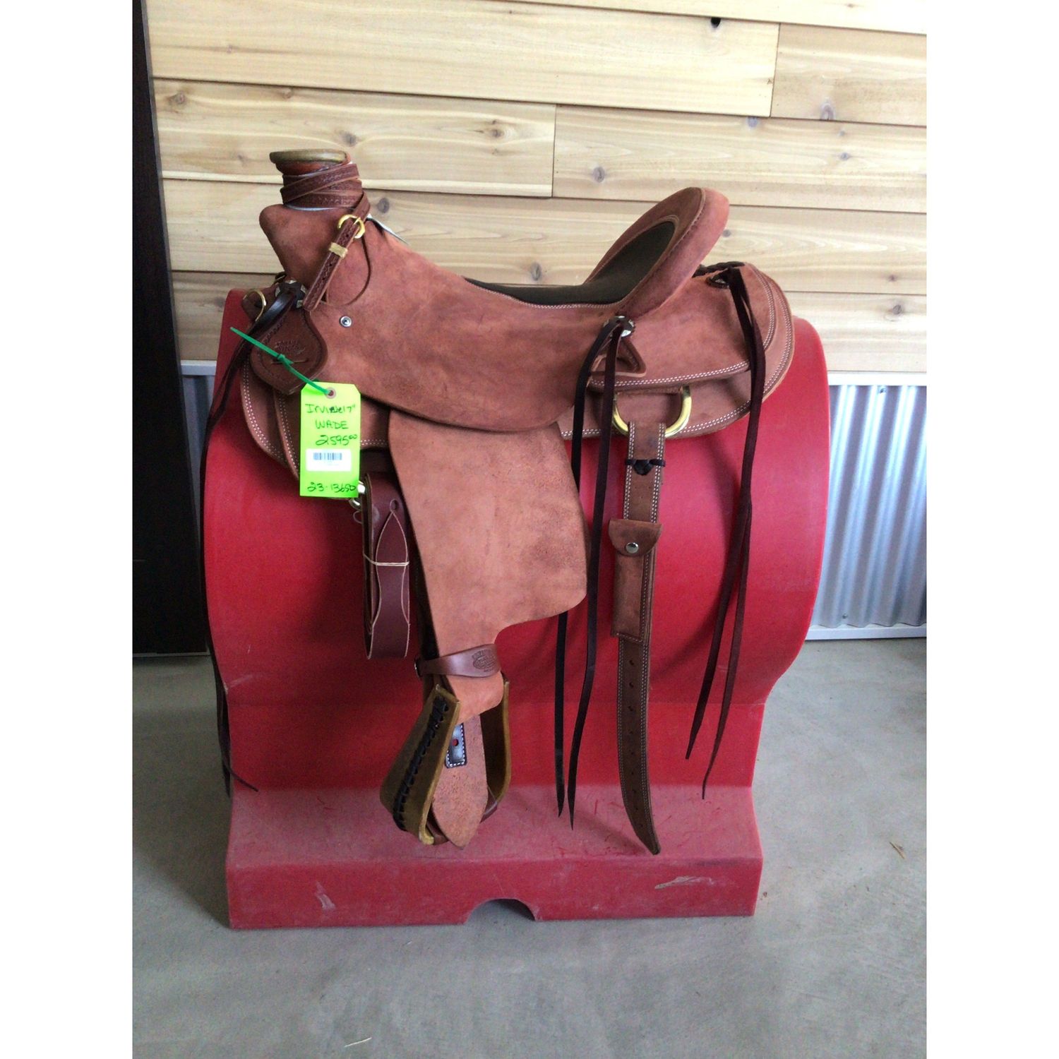Irvine 17" Wade Saddle-1