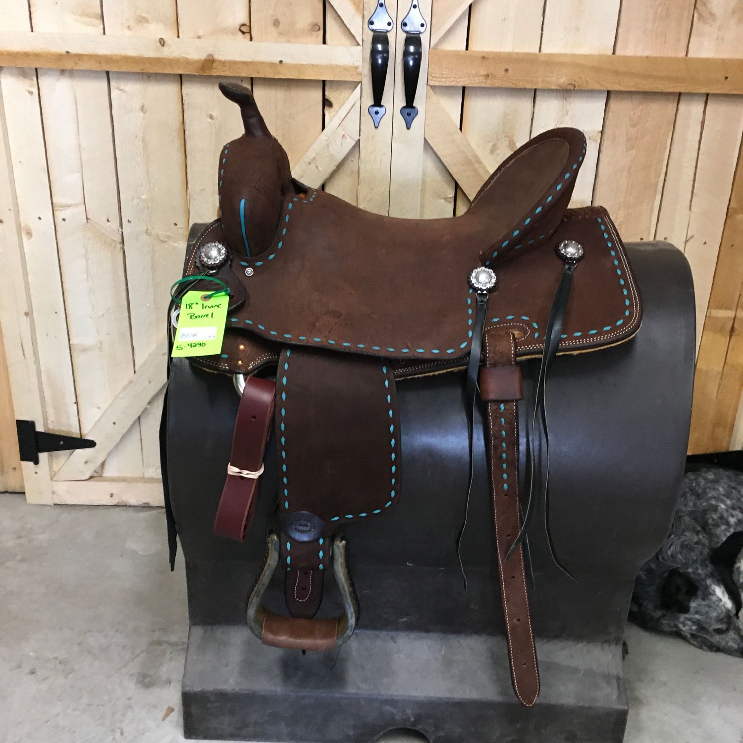 Irvine 18" Barrel Saddle - 5-4290