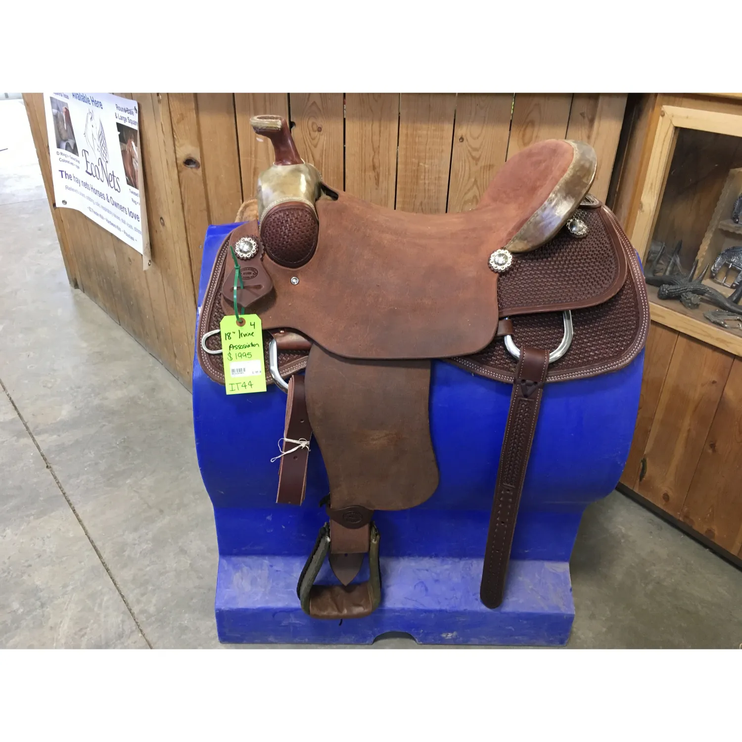 Irvine 18" Association Saddle-1