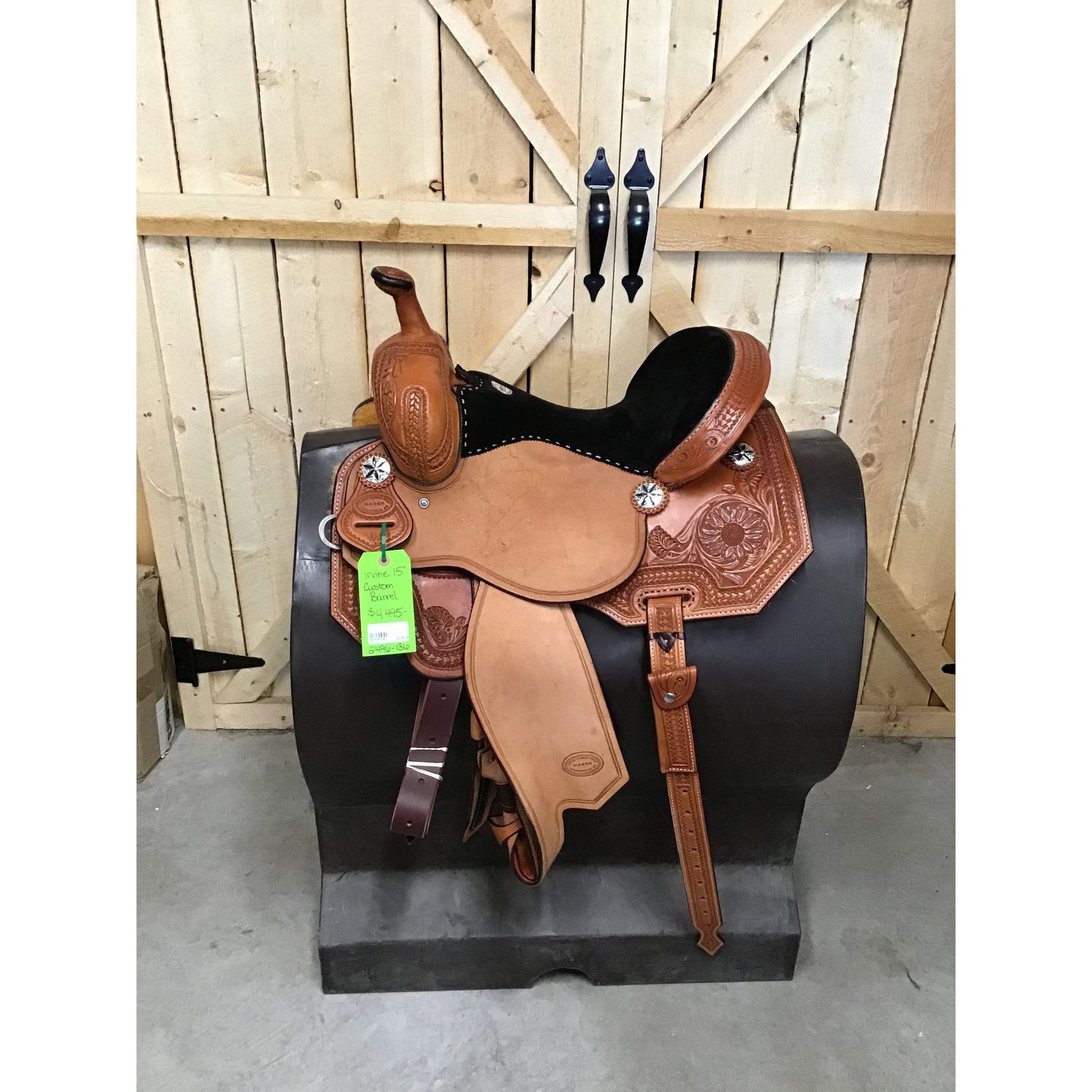 Irvine Custom 15" Barrel Saddle - 2496-136