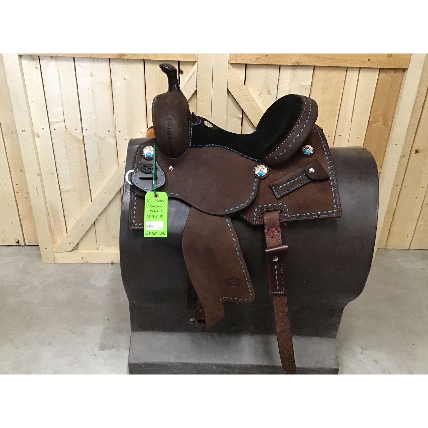 Irvine Custom 16" Custom Barrel Saddle - 2266-23