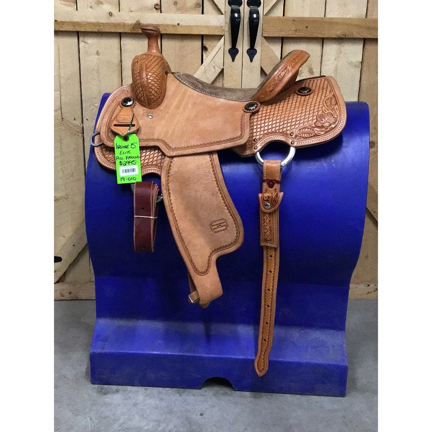 Irvine Elite 15" All Around Saddle