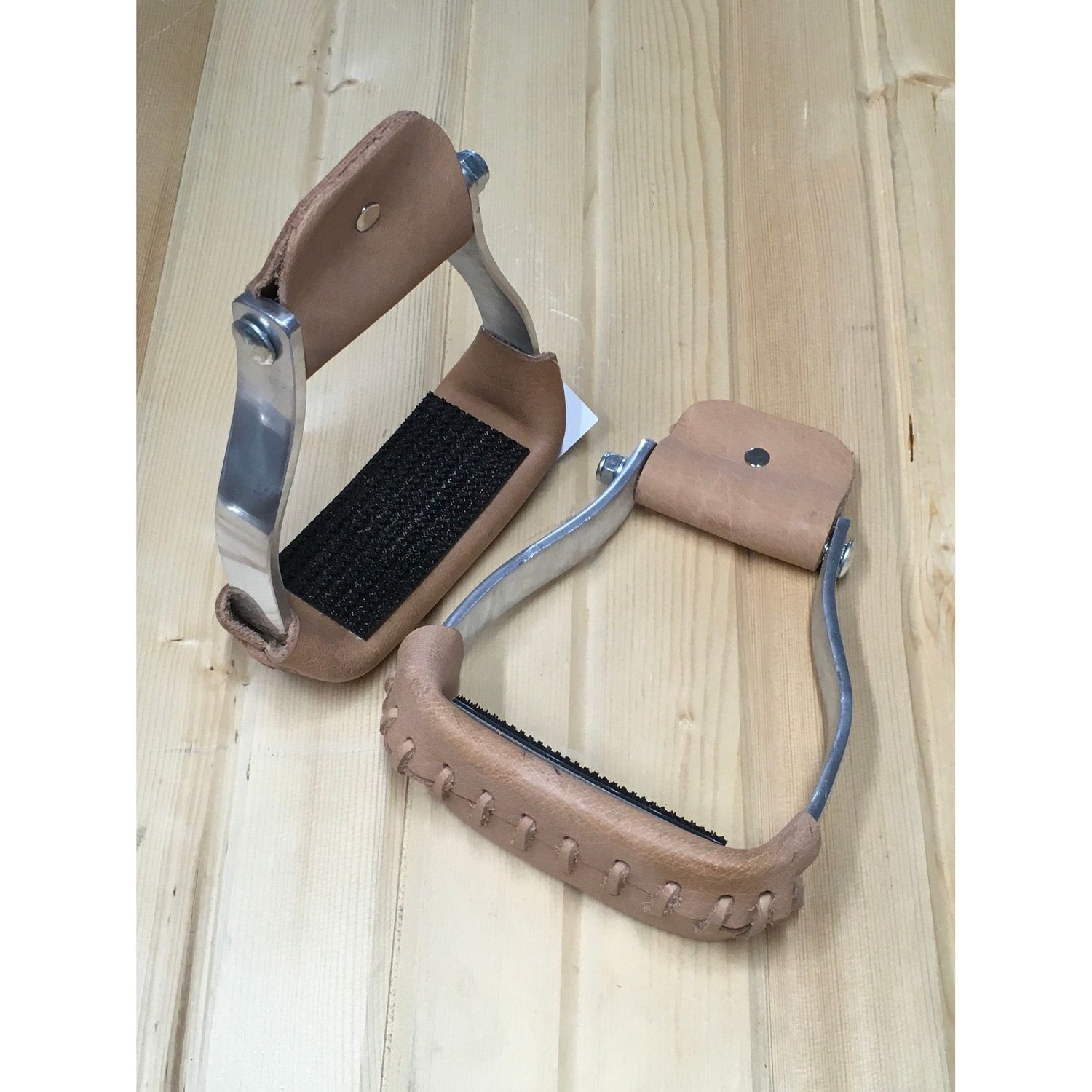 Irvine Stirrup Padded Tread w/Plain Slanting