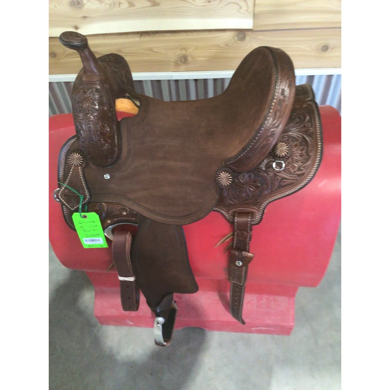 Irvine USA 15" Barrel Saddle-2