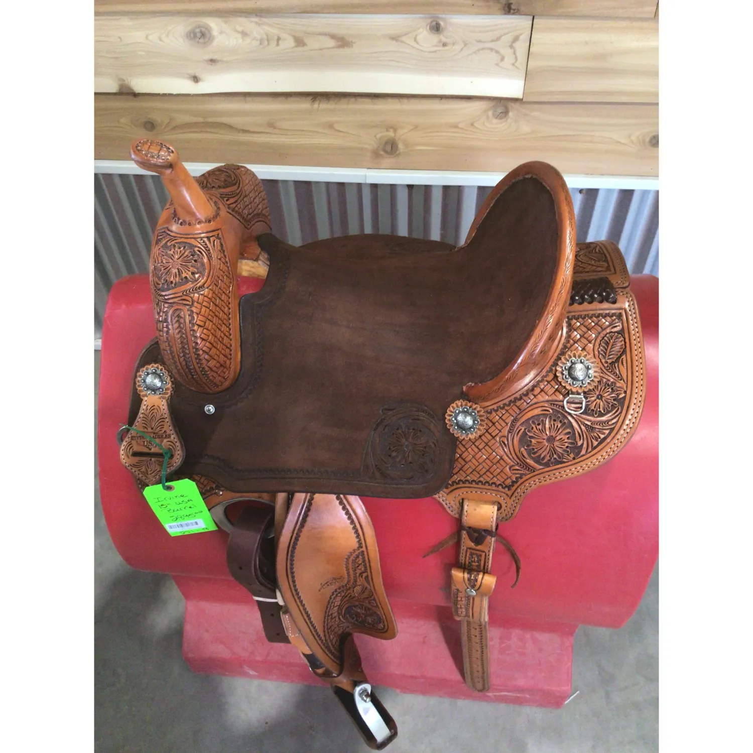 Irvine USA 15" Barrel Saddle-3